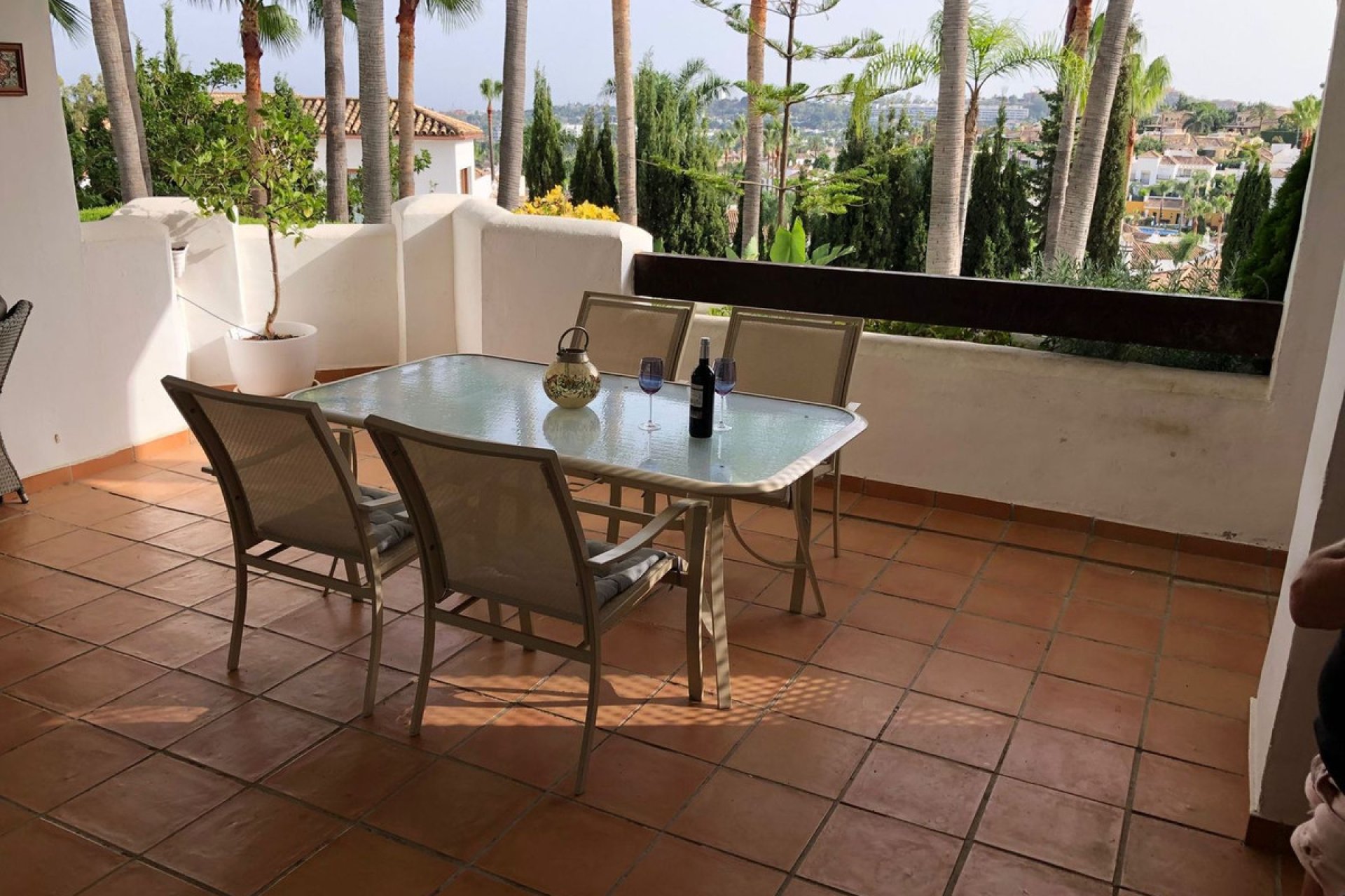 Resale - Apartment - Ground Floor Apartment - Marbella - Nueva Andalucia