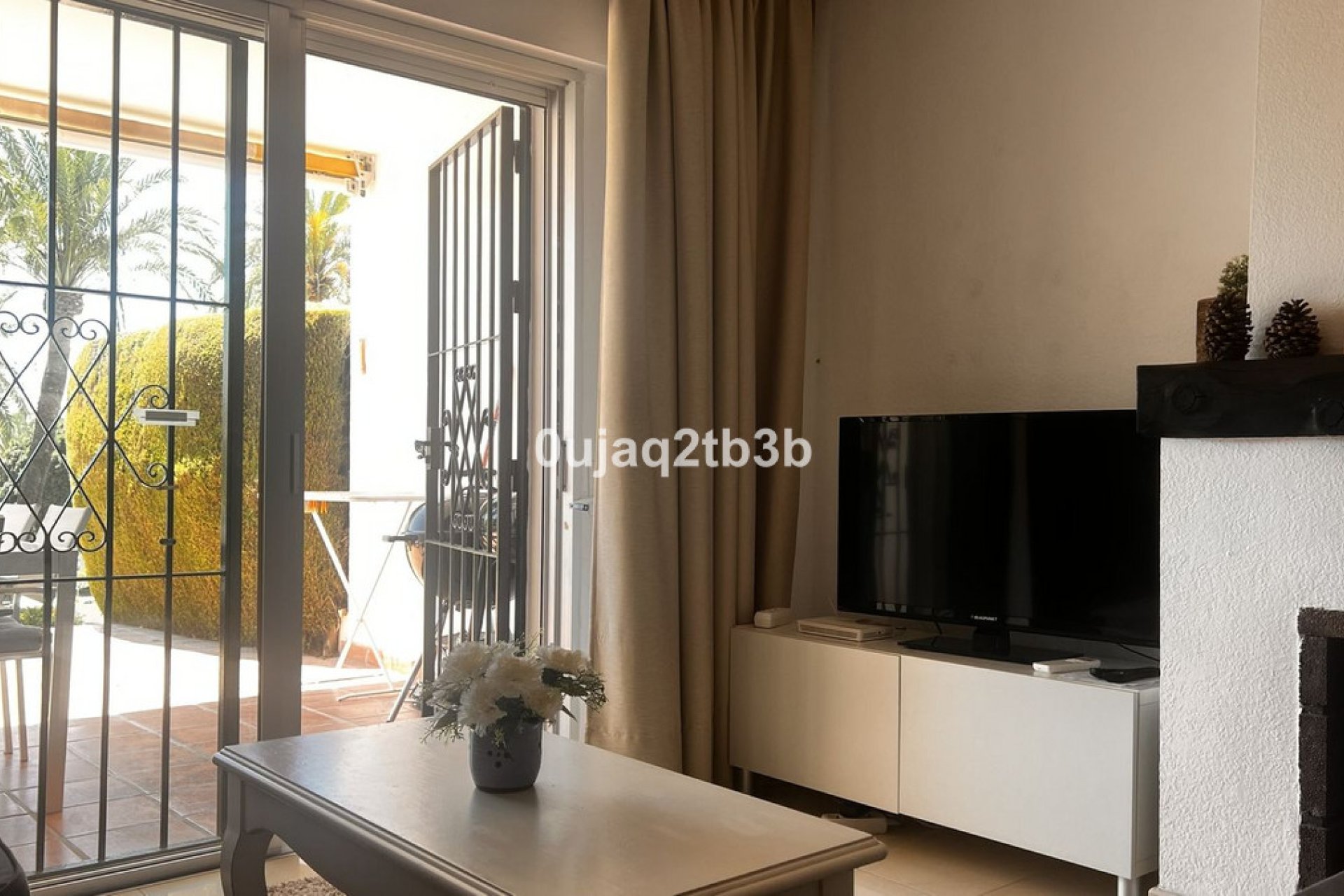 Resale - Apartment - Ground Floor Apartment - Marbella - Nueva Andalucia