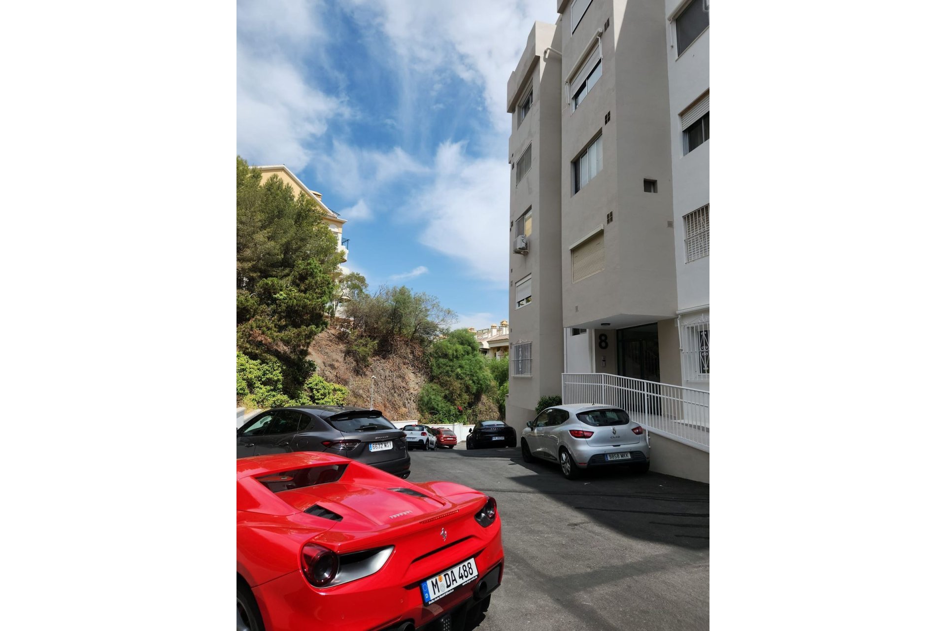 Resale - Apartment - Ground Floor Apartment - Marbella - Nueva Andalucia