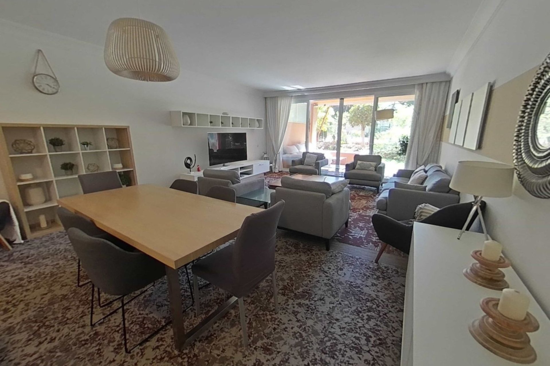 Resale - Apartment - Ground Floor Apartment - Marbella - Nueva Andalucia