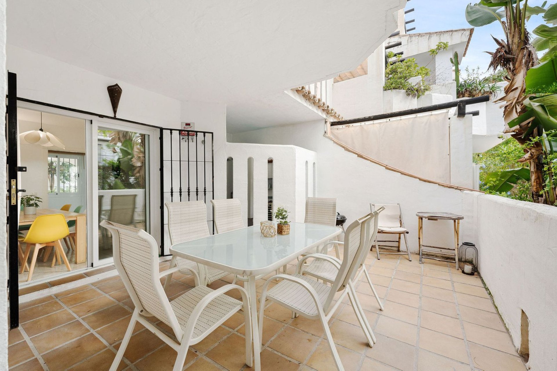 Resale - Apartment - Ground Floor Apartment - Marbella - Nueva Andalucia