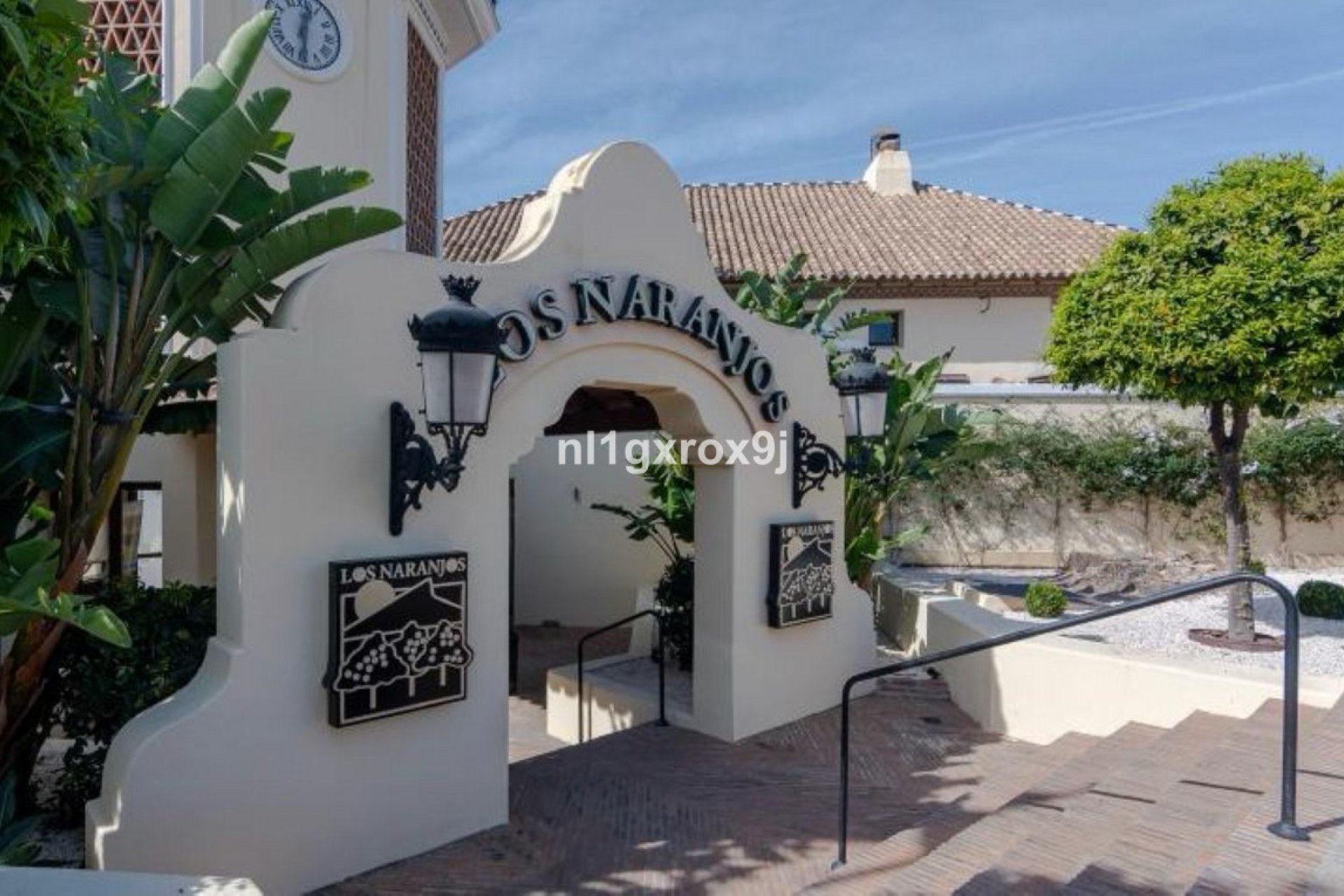 Resale - Apartment - Ground Floor Apartment - Marbella - Nueva Andalucia