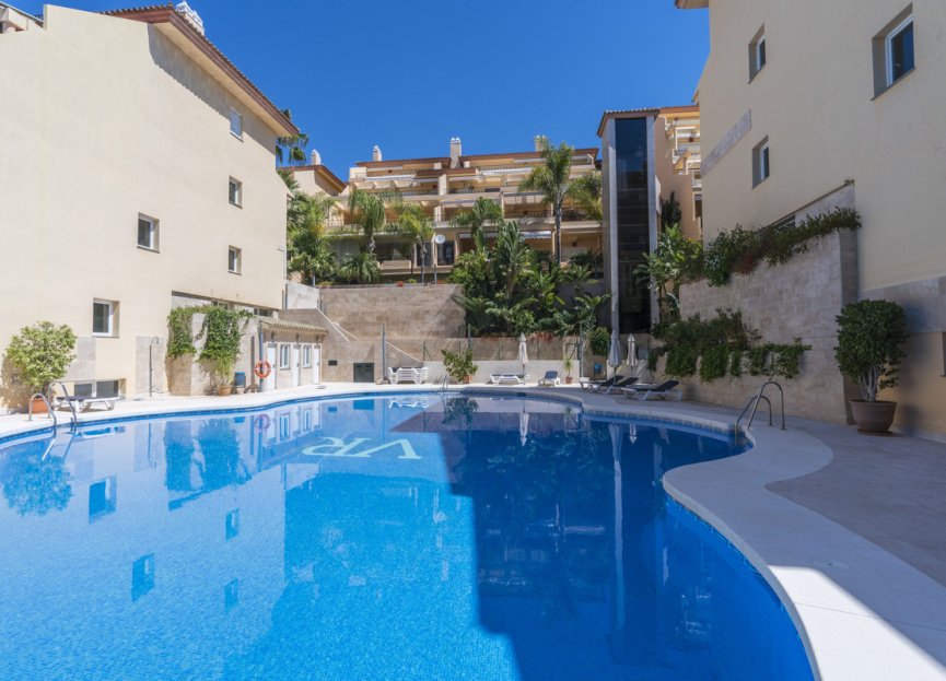 Resale - Apartment - Ground Floor Apartment - Marbella - Nueva Andalucia