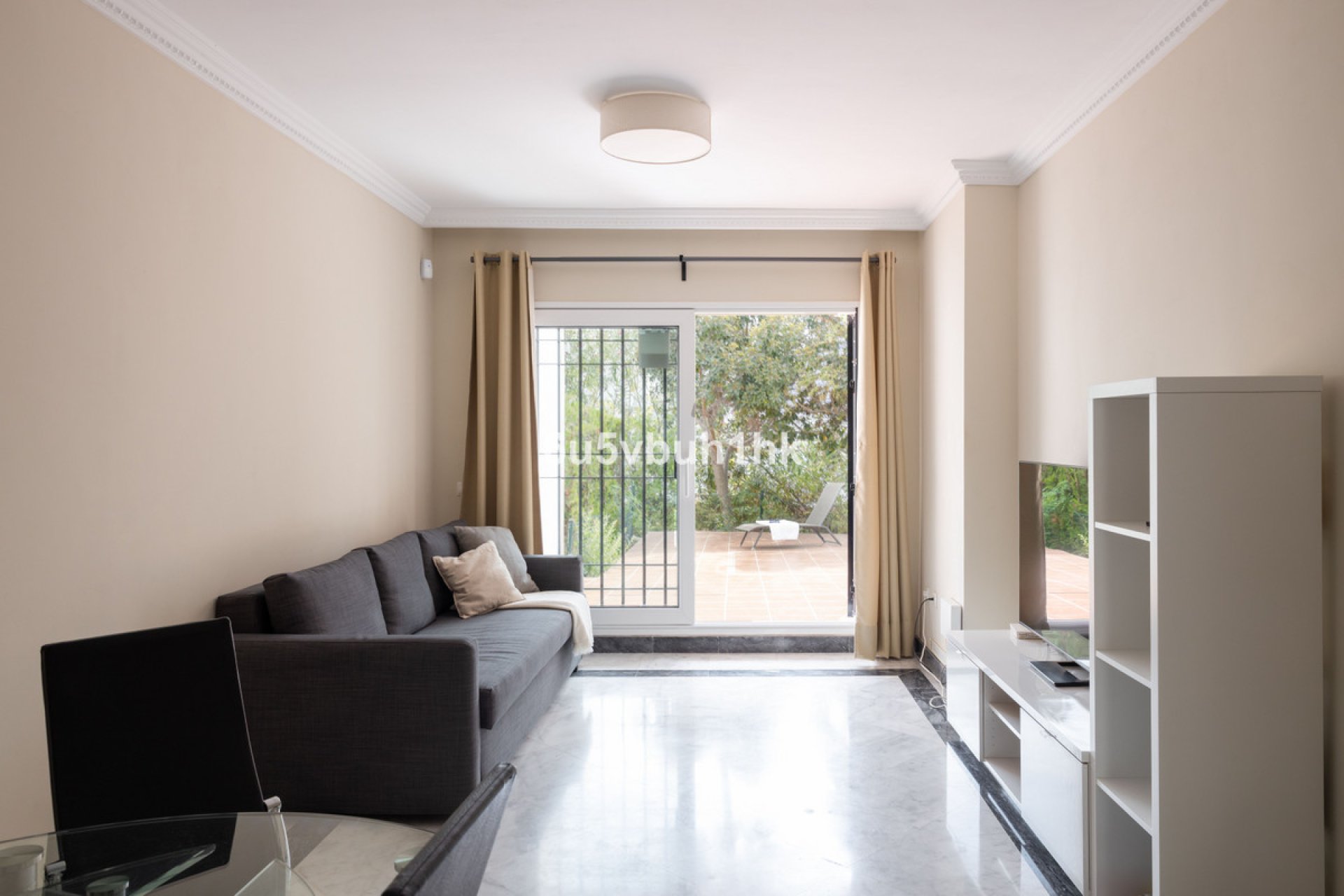 Resale - Apartment - Ground Floor Apartment - Marbella - Nueva Andalucia