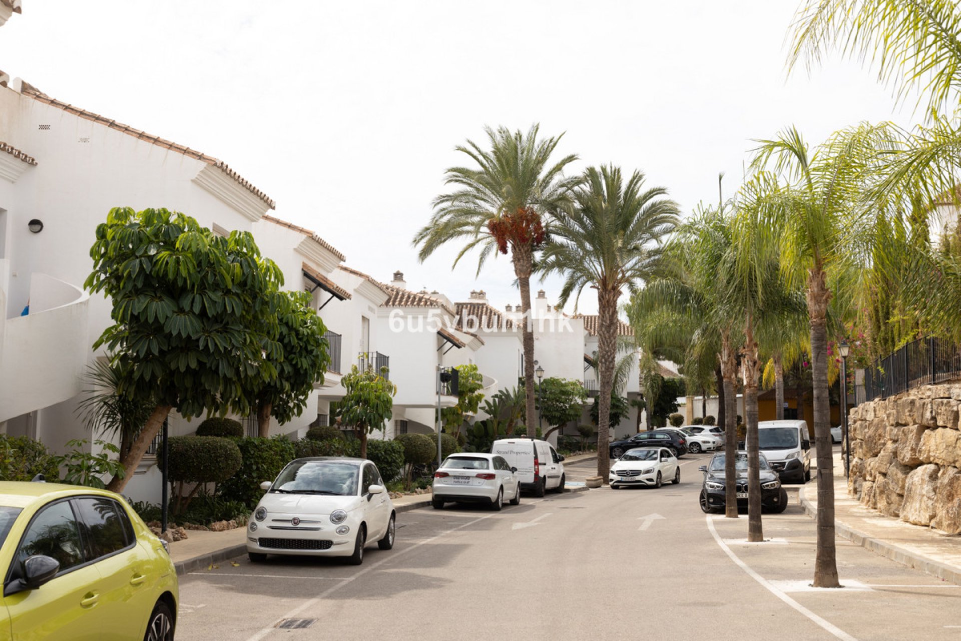 Resale - Apartment - Ground Floor Apartment - Marbella - Nueva Andalucia