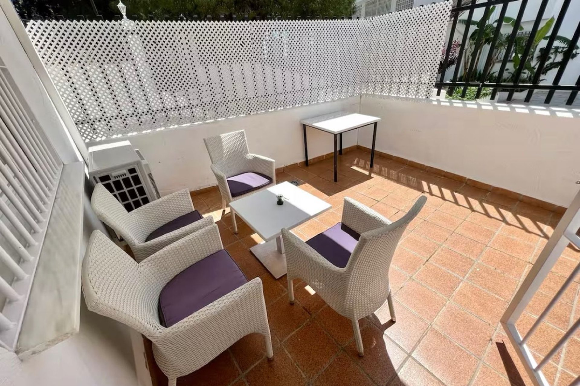 Resale - Apartment - Ground Floor Apartment - Marbella - Nueva Andalucia