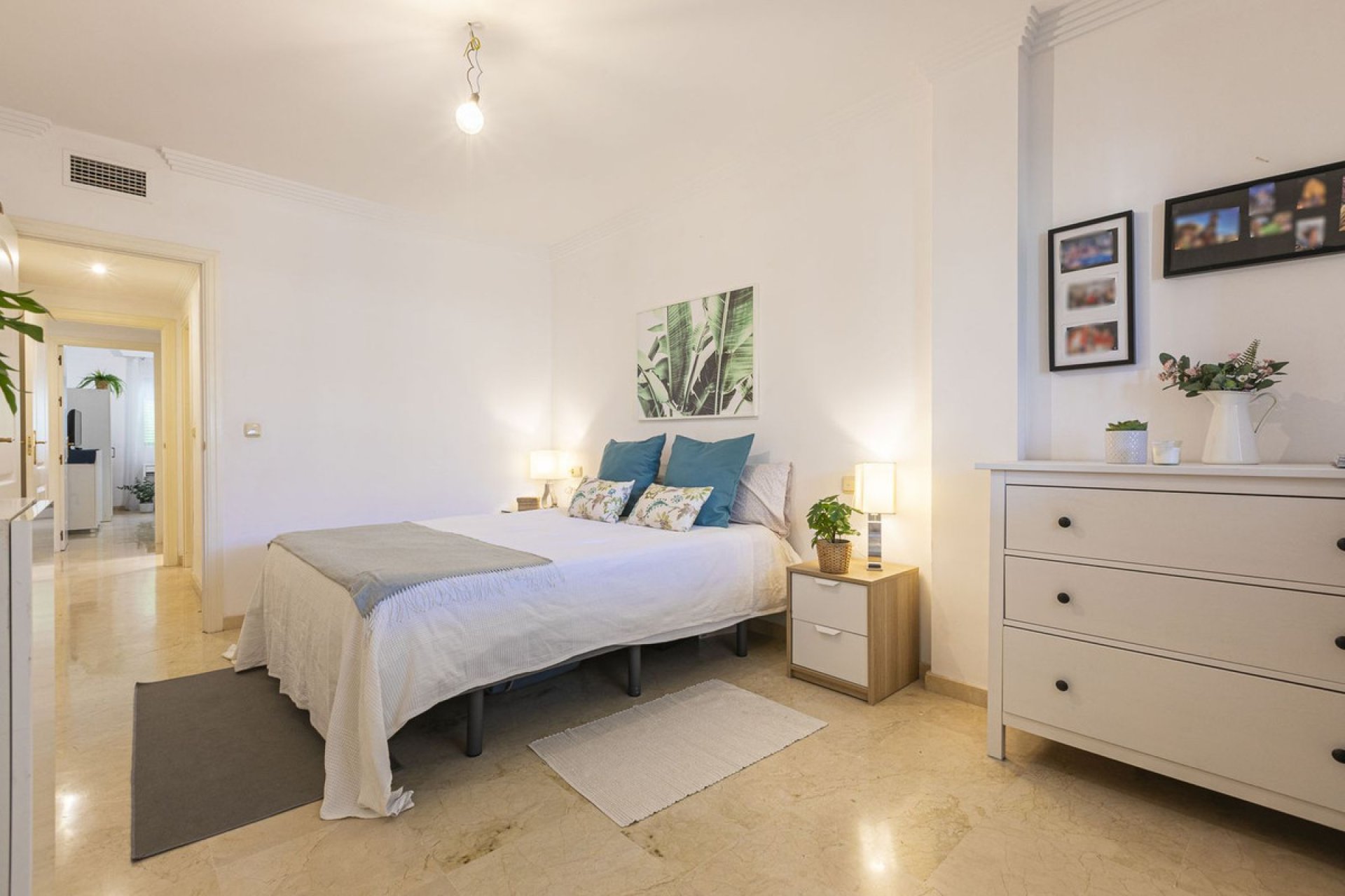 Resale - Apartment - Ground Floor Apartment - Marbella - Nueva Andalucia