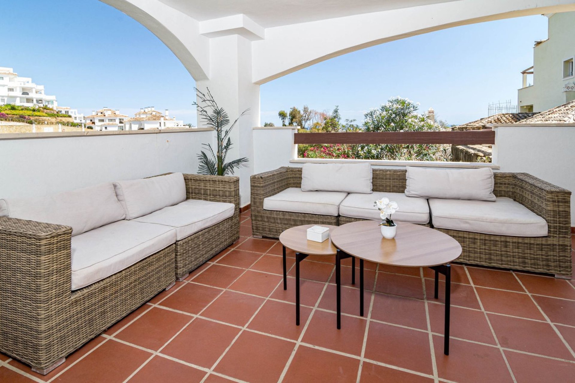 Resale - Apartment - Ground Floor Apartment - Marbella - Nueva Andalucia