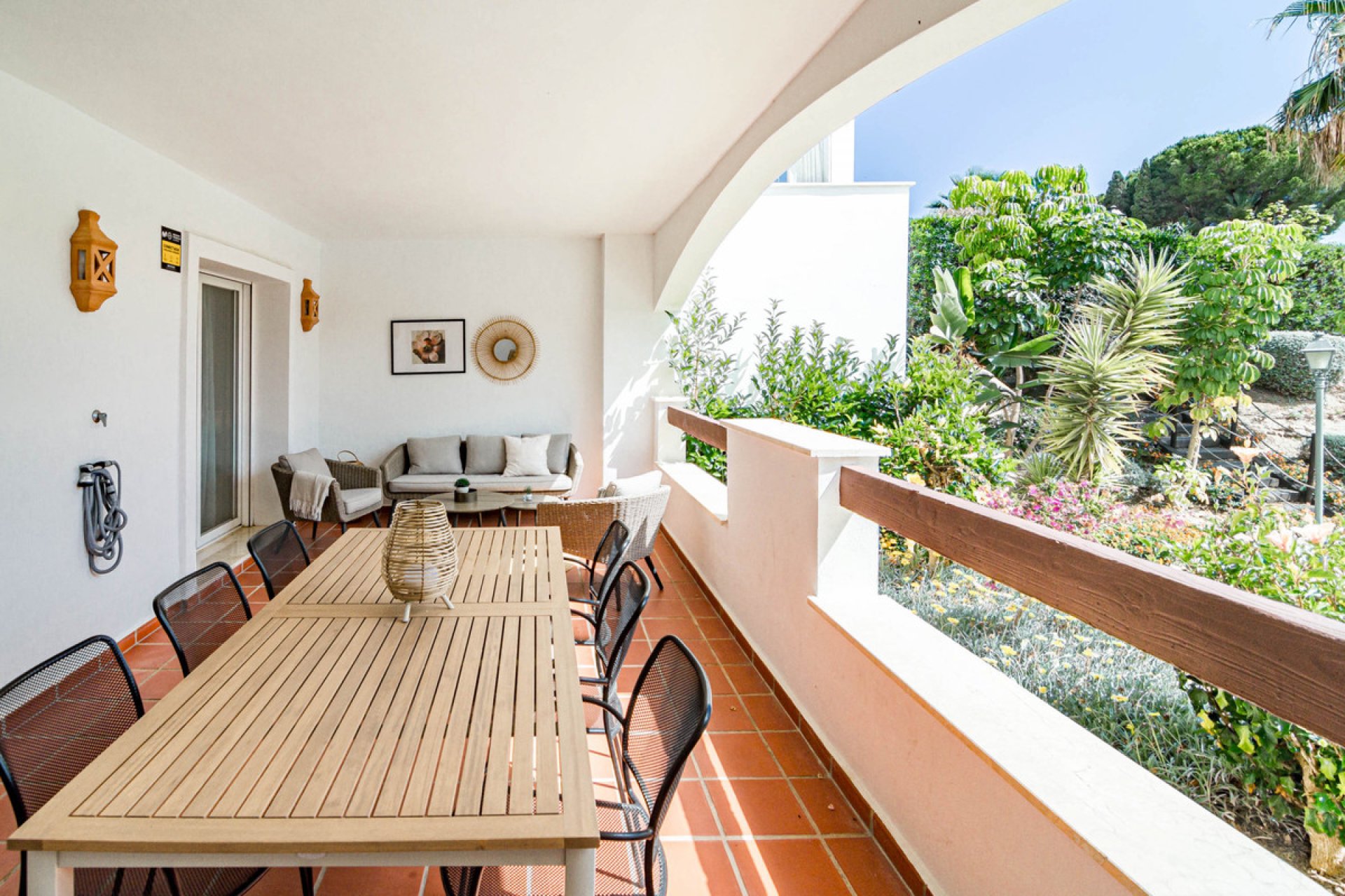 Resale - Apartment - Ground Floor Apartment - Marbella - Nueva Andalucia