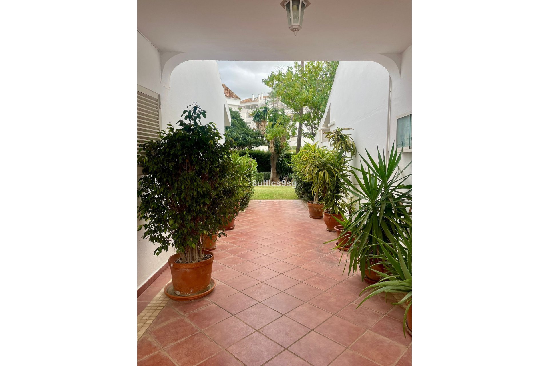 Resale - Apartment - Ground Floor Apartment - Marbella - Nueva Andalucia