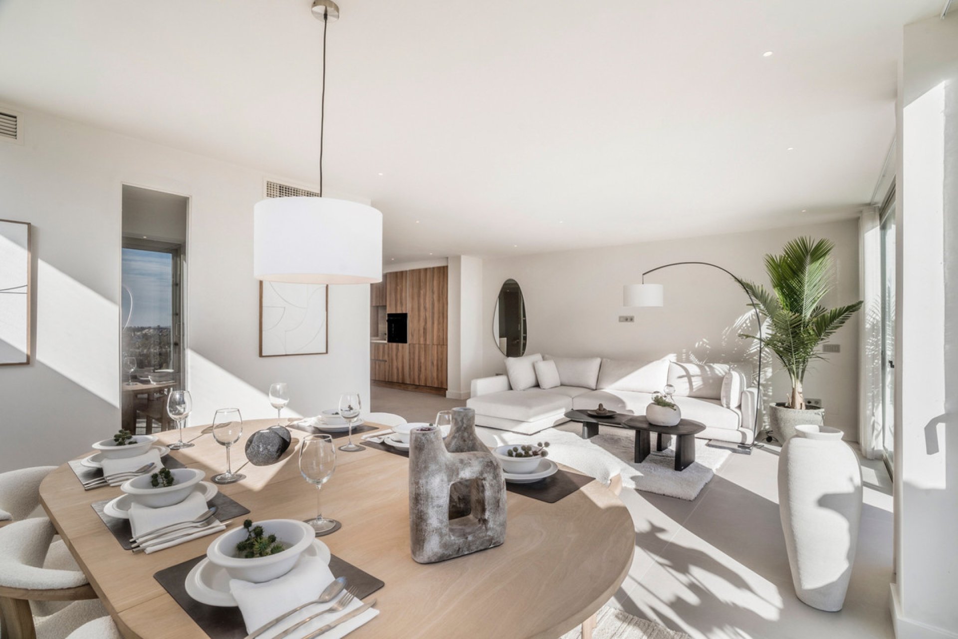 Resale - Apartment - Ground Floor Apartment - Marbella - Nueva Andalucia