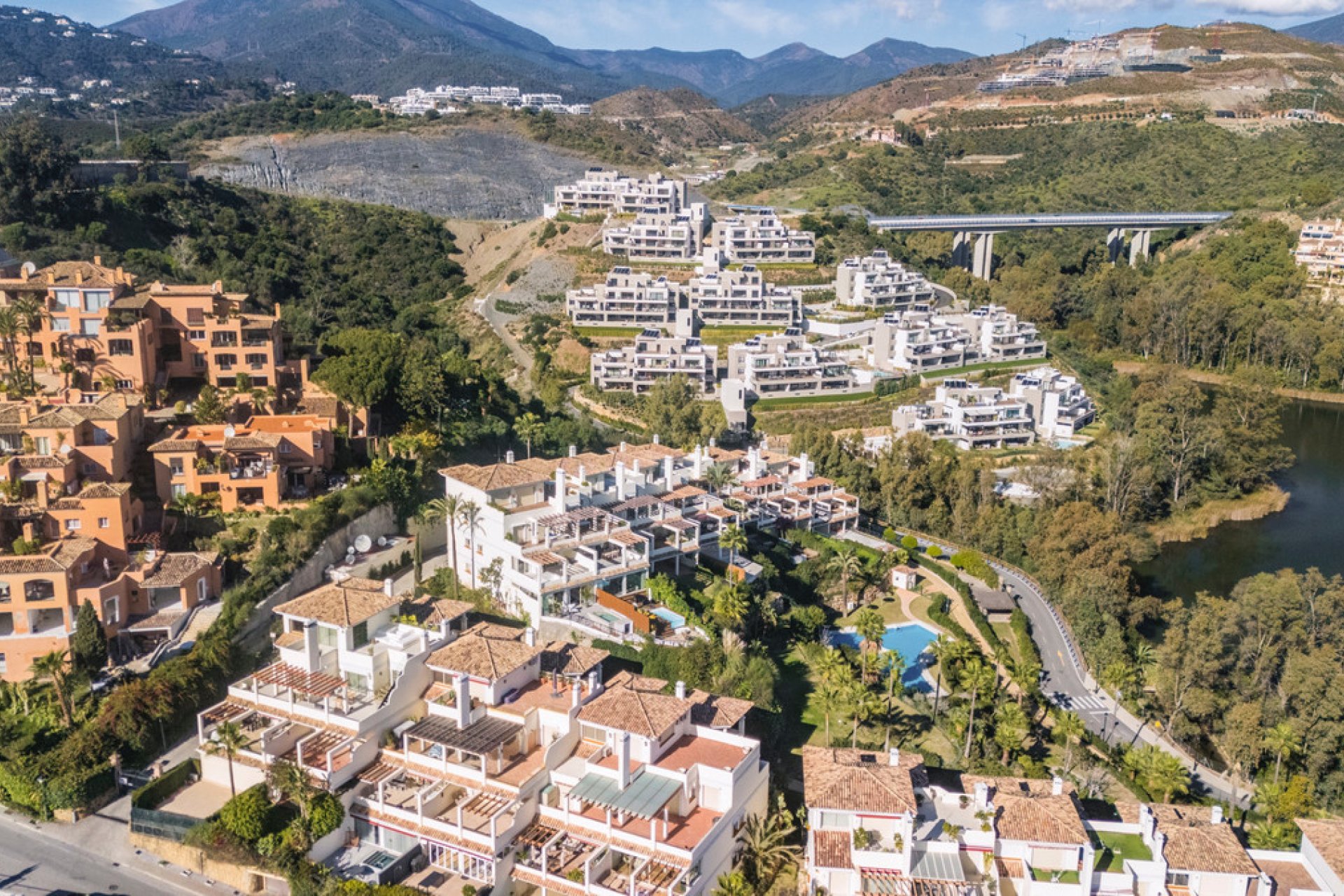 Resale - Apartment - Ground Floor Apartment - Marbella - Nueva Andalucia