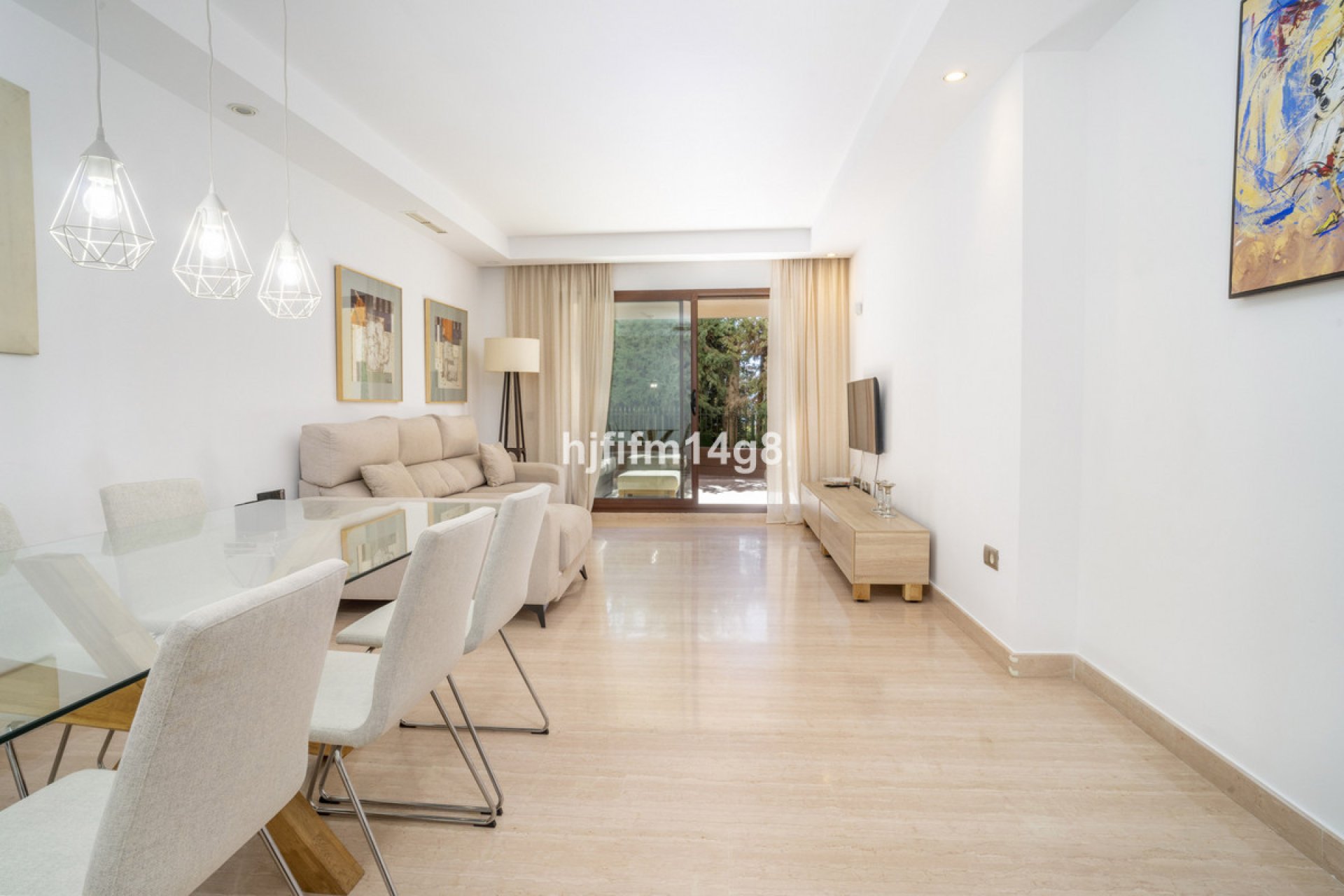 Resale - Apartment - Ground Floor Apartment - Marbella - Nueva Andalucia