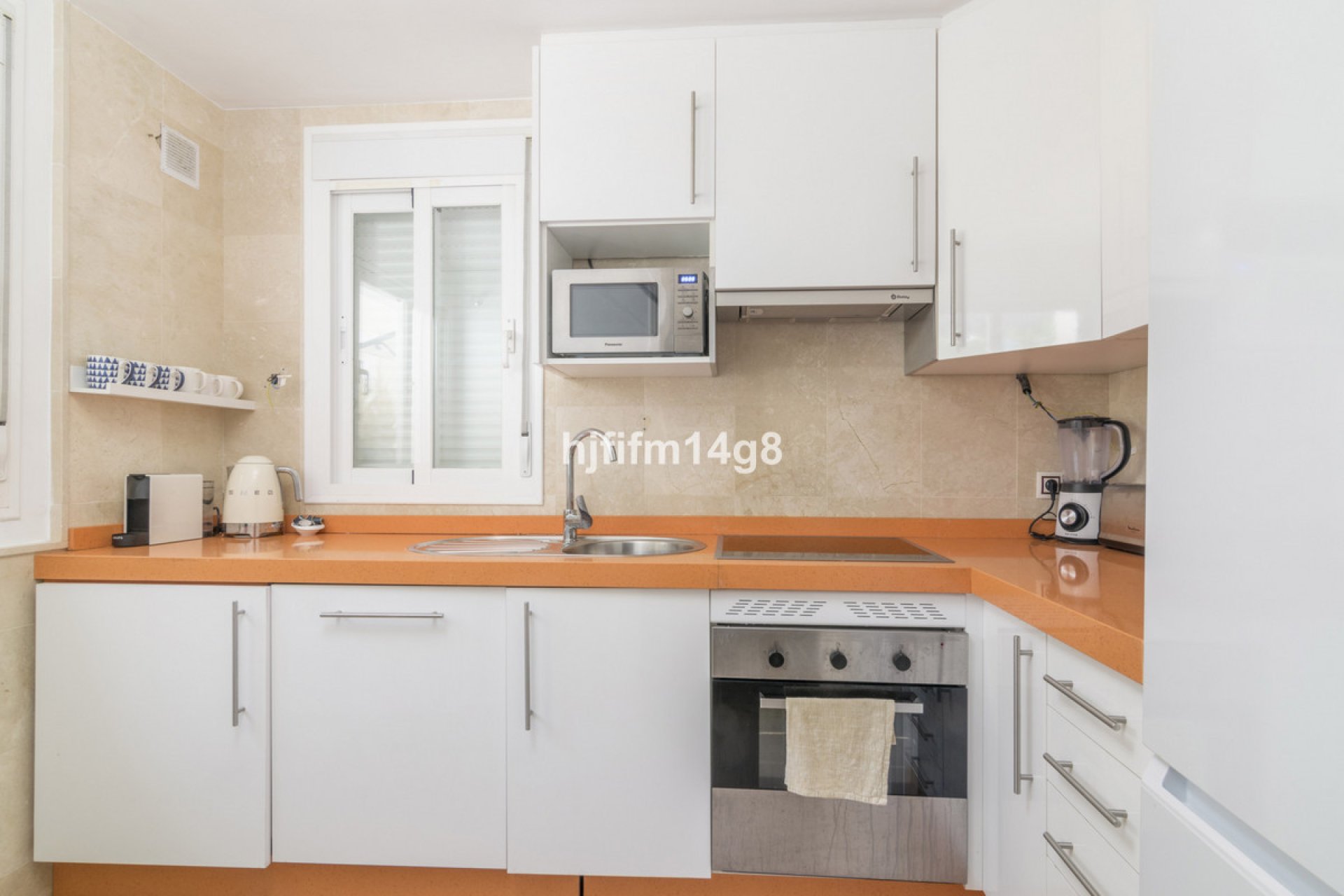 Resale - Apartment - Ground Floor Apartment - Marbella - Nueva Andalucia