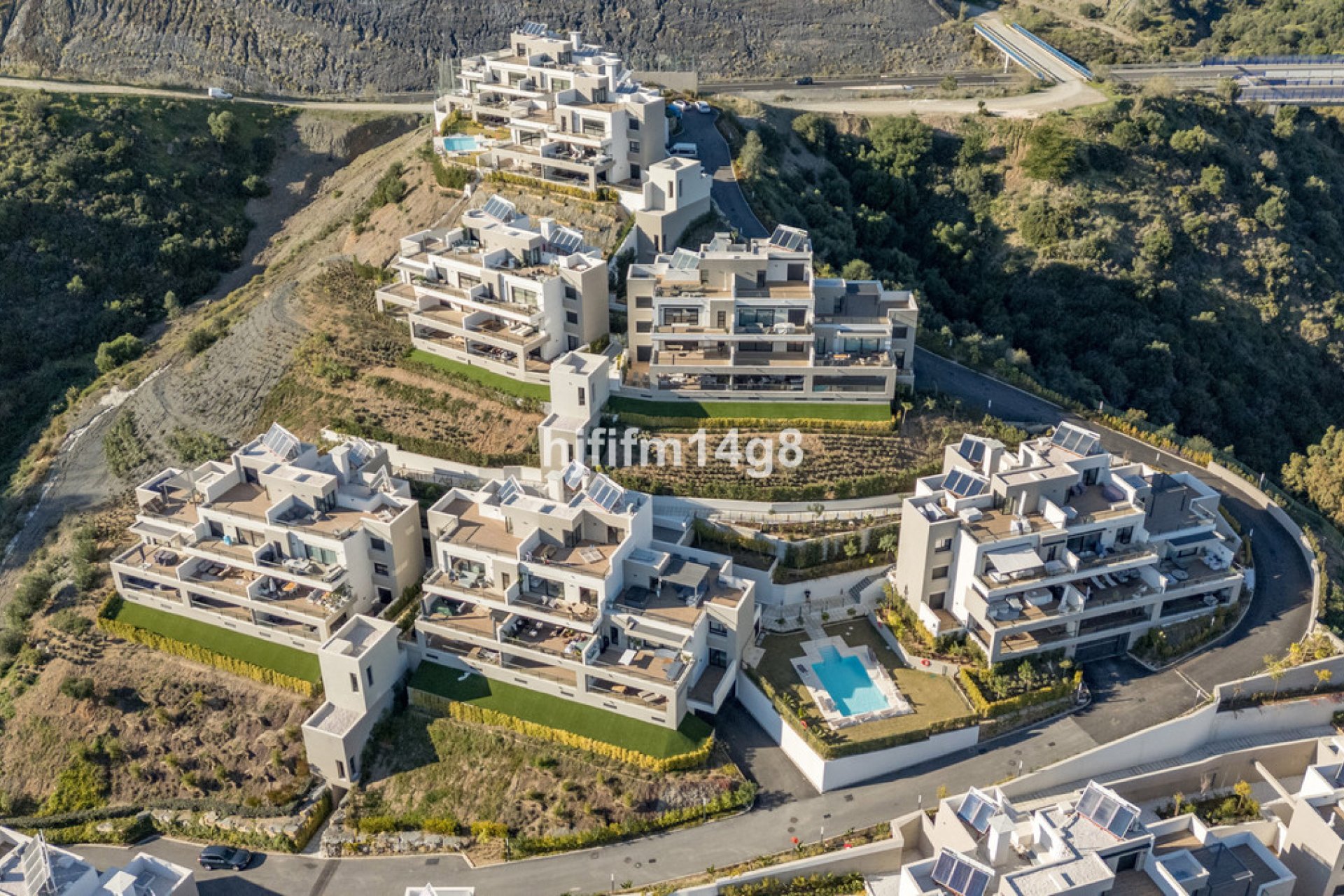 Resale - Apartment - Ground Floor Apartment - Marbella - Nueva Andalucia