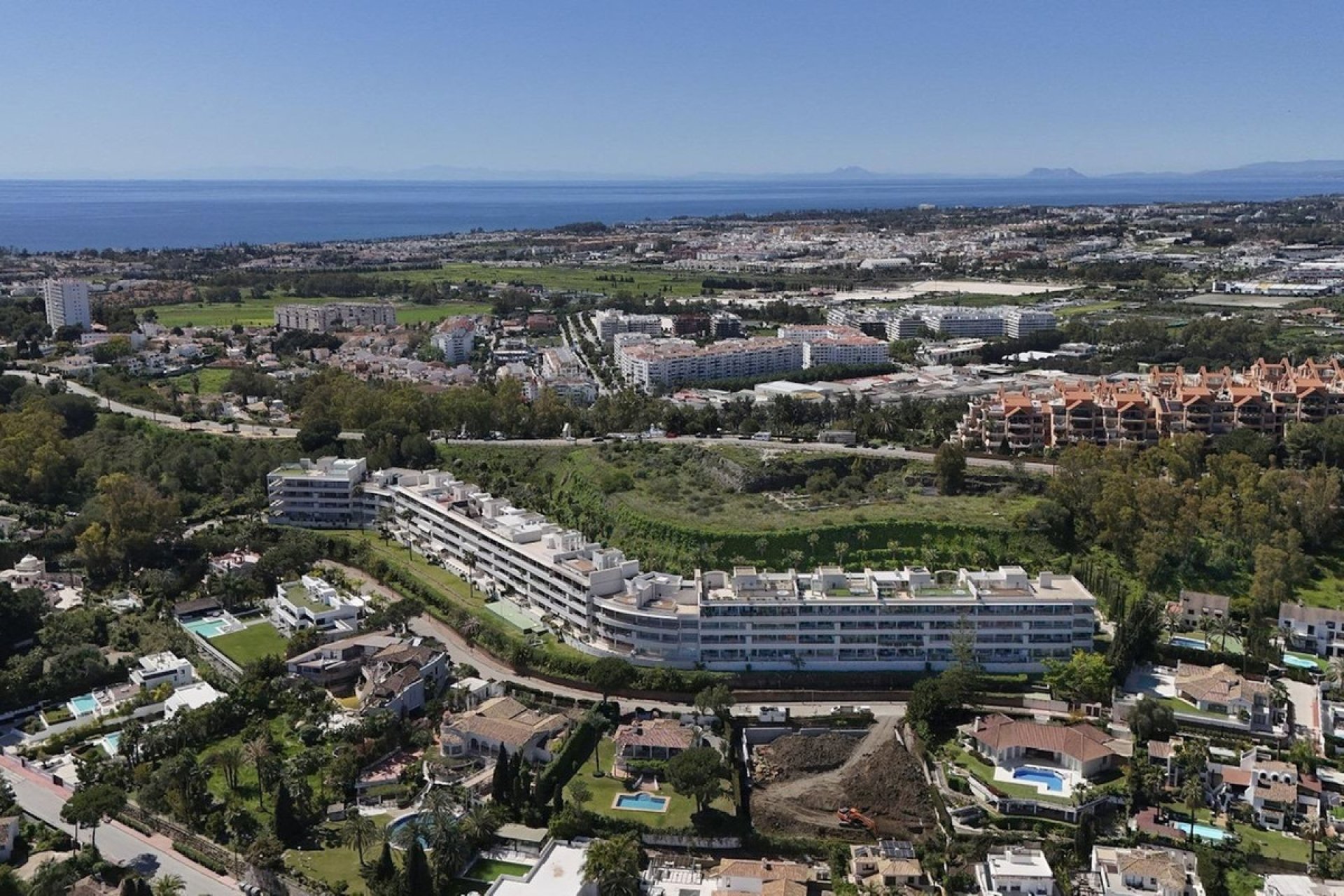 Resale - Apartment - Ground Floor Apartment - Marbella - Nueva Andalucia