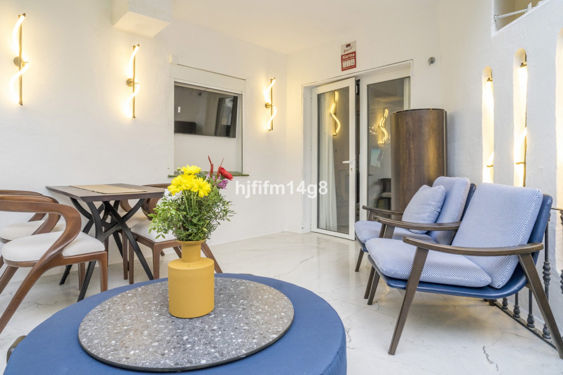 Resale - Apartment - Ground Floor Apartment - Marbella - Nueva Andalucia