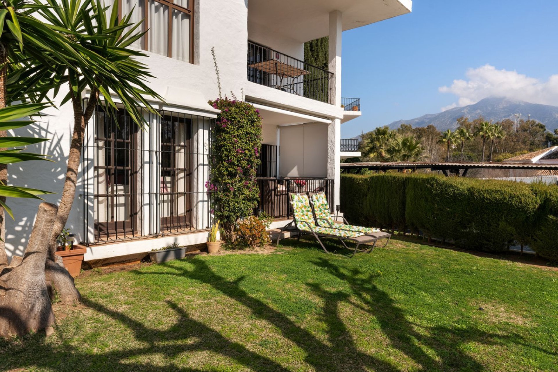 Resale - Apartment - Ground Floor Apartment - Marbella - Nueva Andalucia