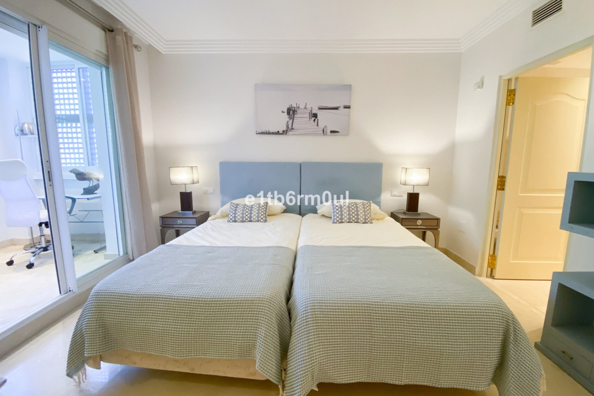 Resale - Apartment - Ground Floor Apartment - Marbella - Nueva Andalucia