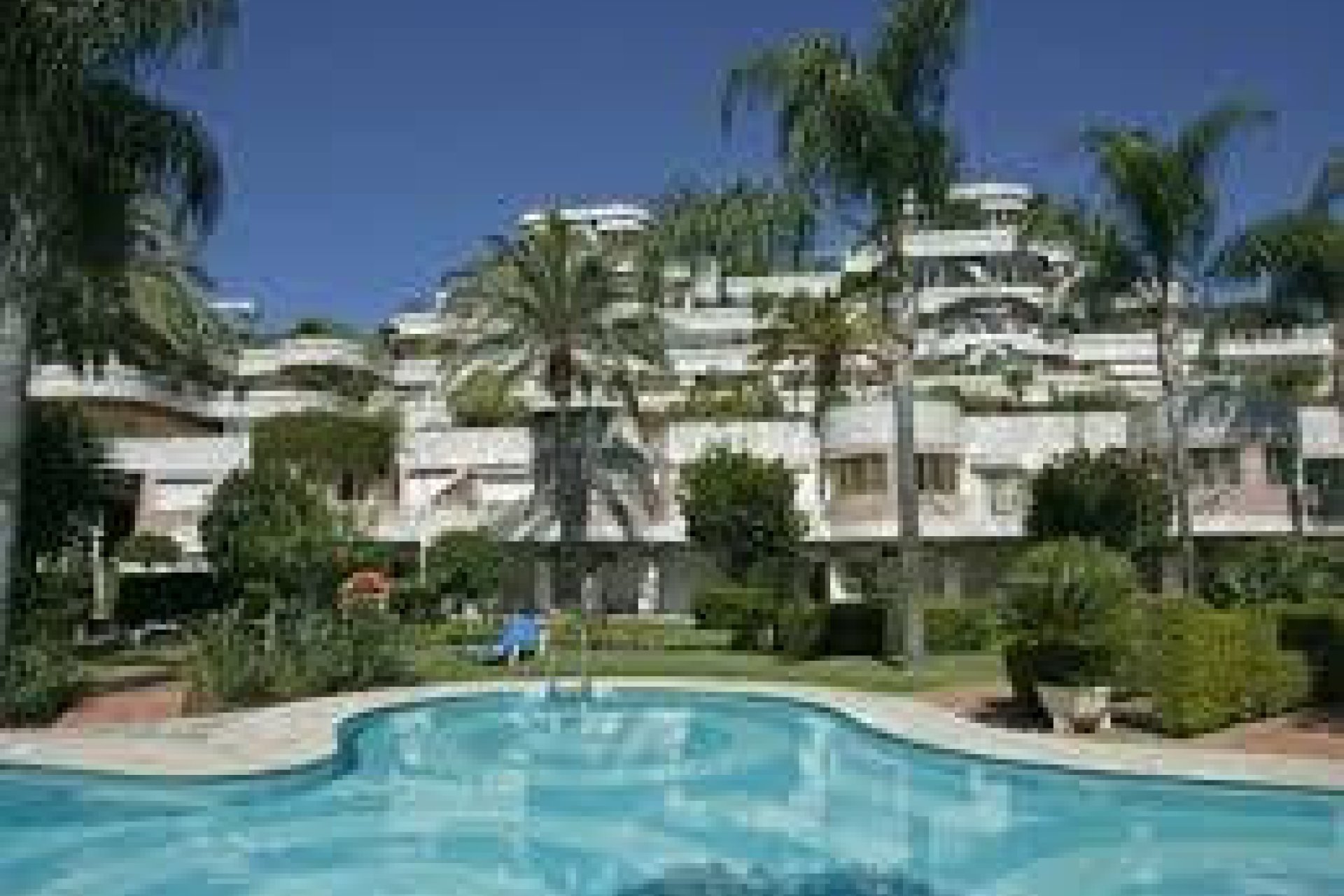 Resale - Apartment - Ground Floor Apartment - Marbella - Puerto Banús