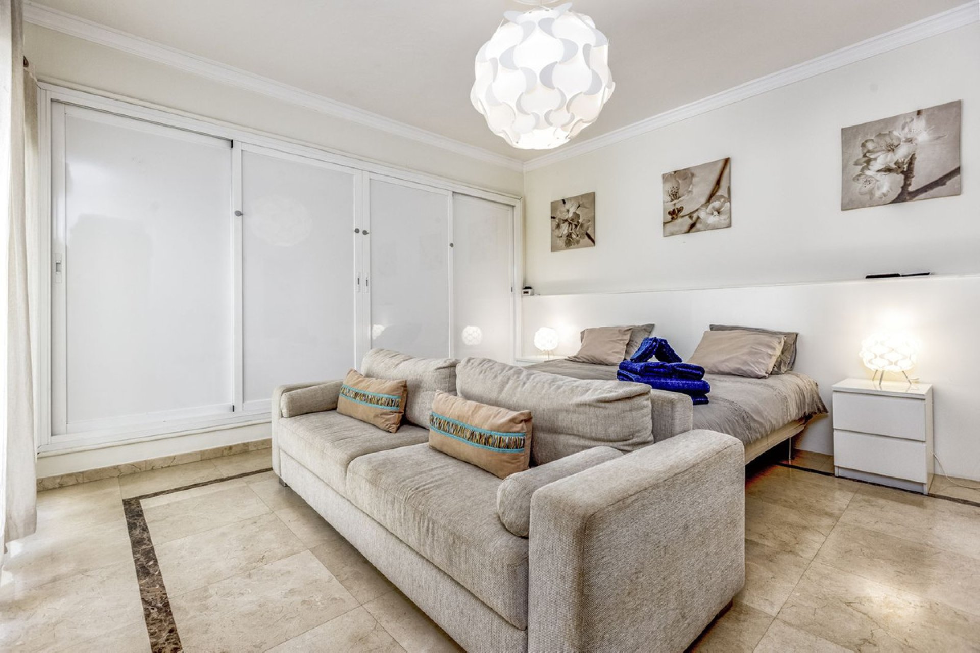 Resale - Apartment - Ground Floor Apartment - Marbella - Puerto Banús