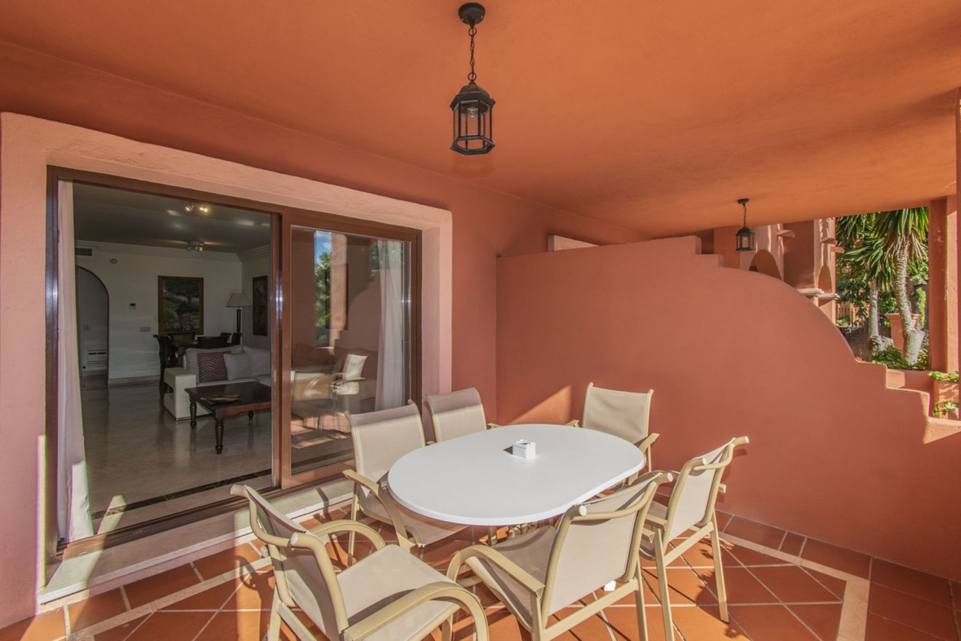 Resale - Apartment - Ground Floor Apartment - Marbella - Puerto Banús