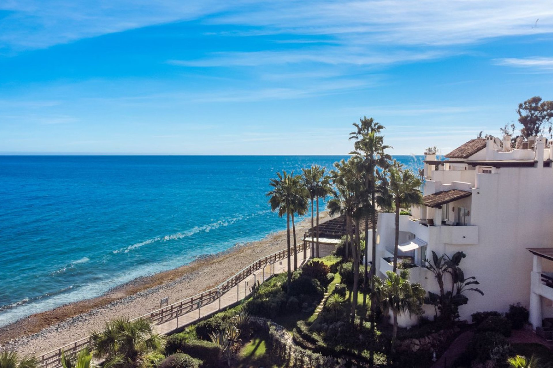 Resale - Apartment - Ground Floor Apartment - Marbella - Puerto Banús