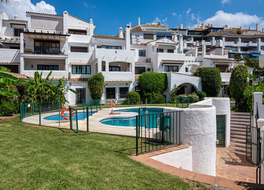 Resale - Apartment - Ground Floor Apartment - Marbella - Puerto Banús