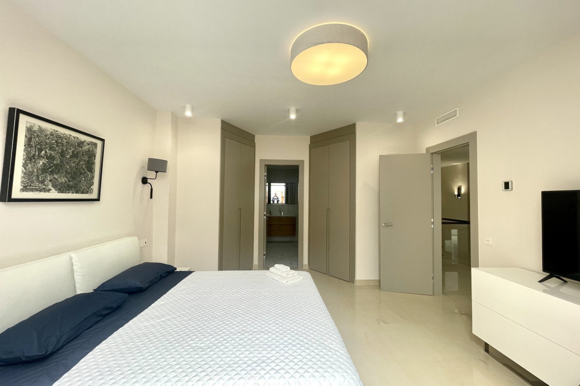 Resale - Apartment - Ground Floor Apartment - Marbella - Puerto Banús