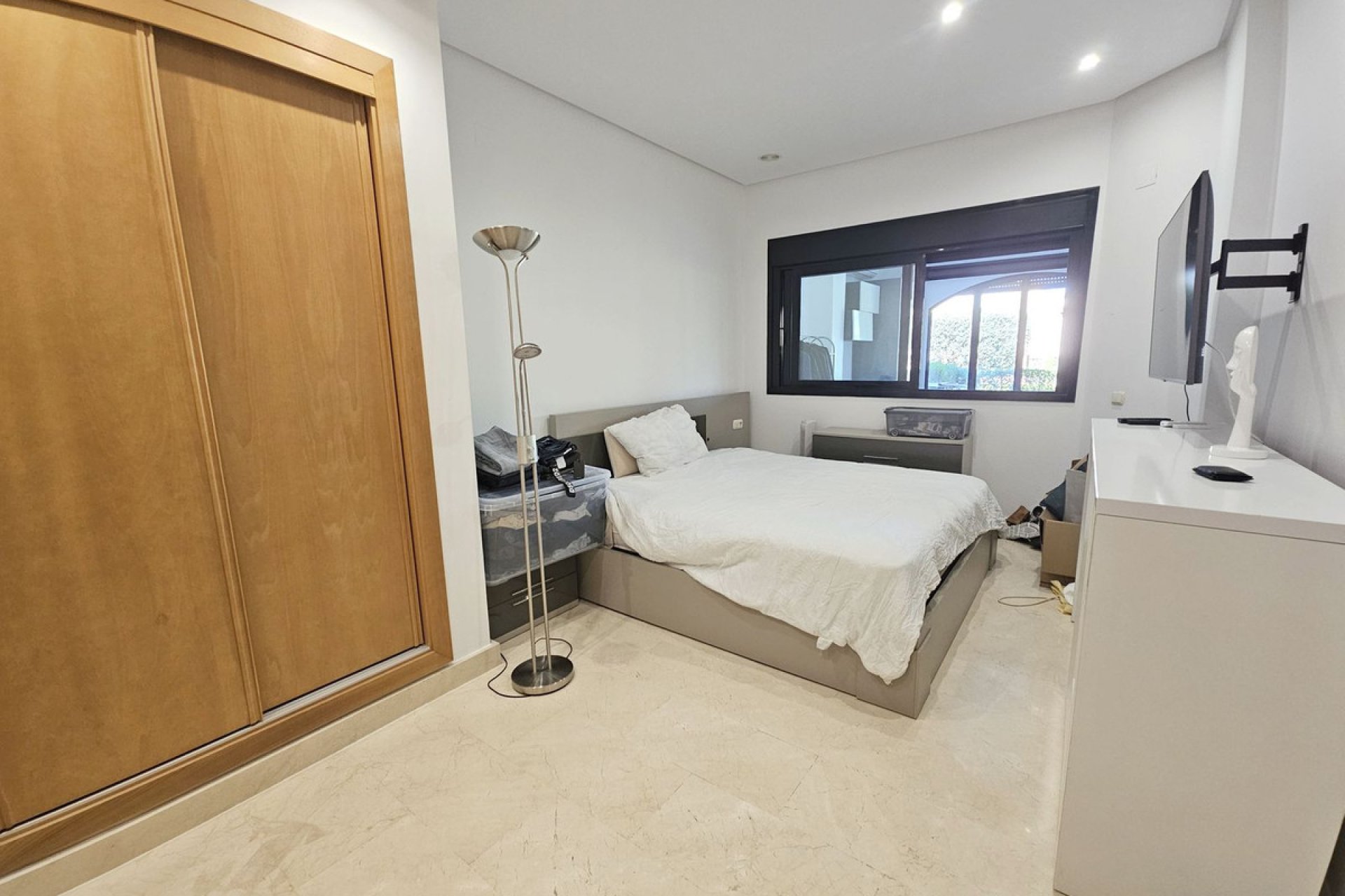 Resale - Apartment - Ground Floor Apartment - Marbella - Puerto Banús