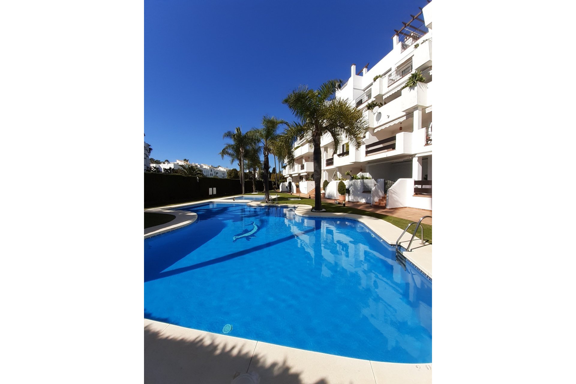 Resale - Apartment - Ground Floor Apartment - Marbella - Puerto Banús