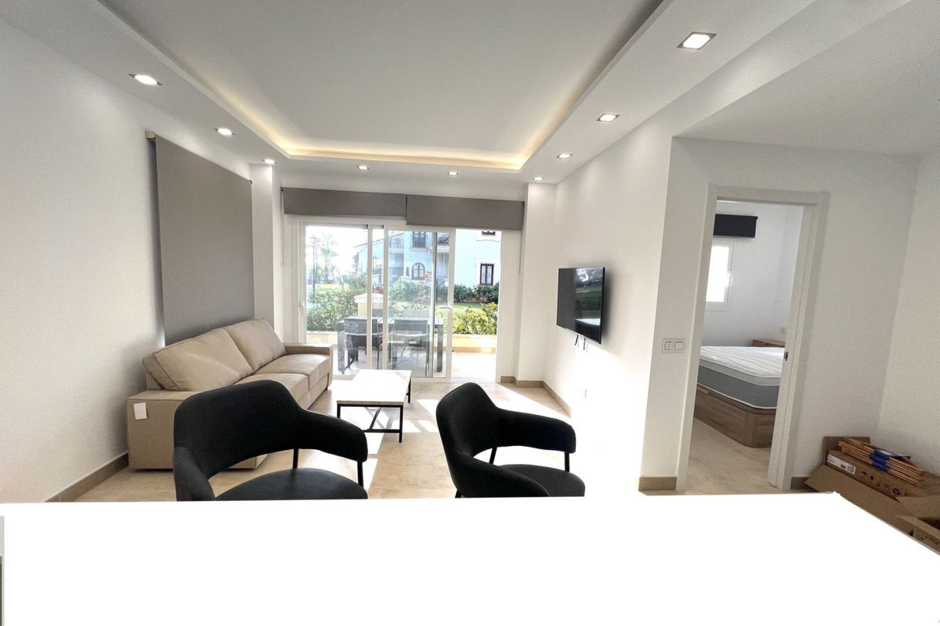 Resale - Apartment - Ground Floor Apartment - Marbella - Puerto Banús