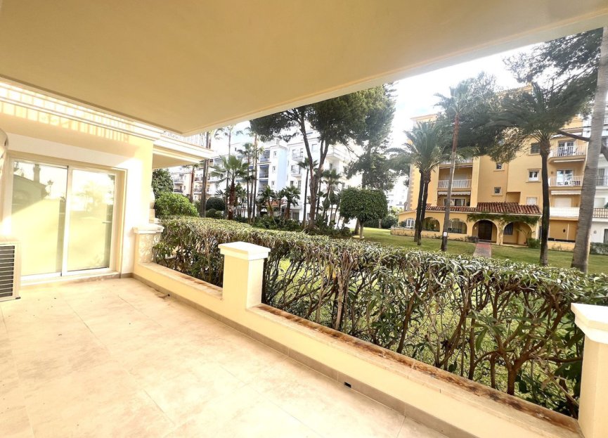 Resale - Apartment - Ground Floor Apartment - Marbella - Puerto Banús