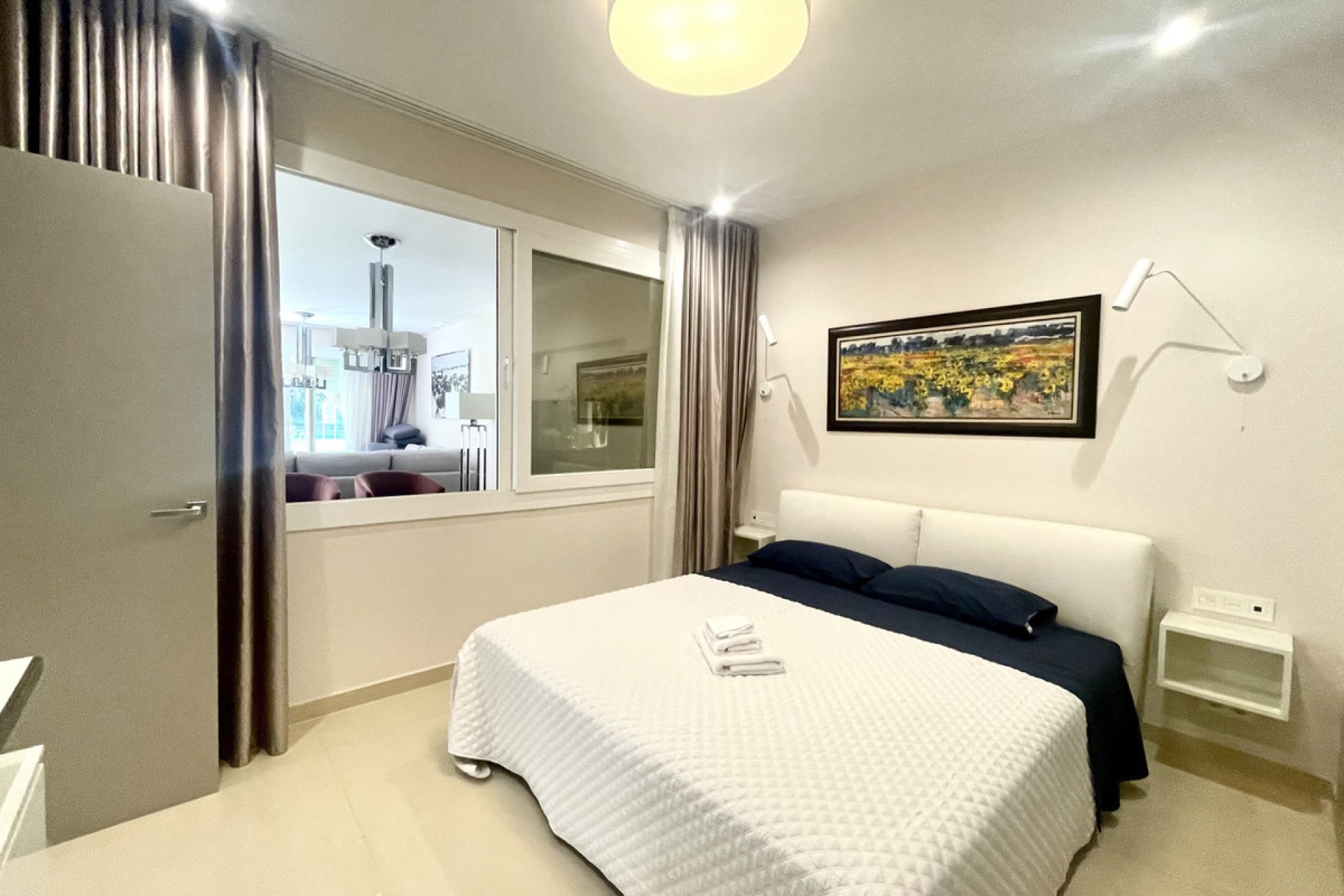 Resale - Apartment - Ground Floor Apartment - Marbella - Puerto Banús