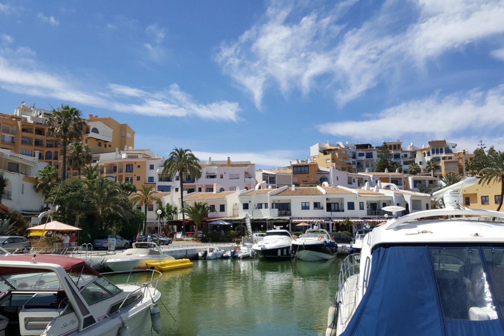 Resale - Apartment - Ground Floor Apartment - Marbella - Puerto de Cabopino