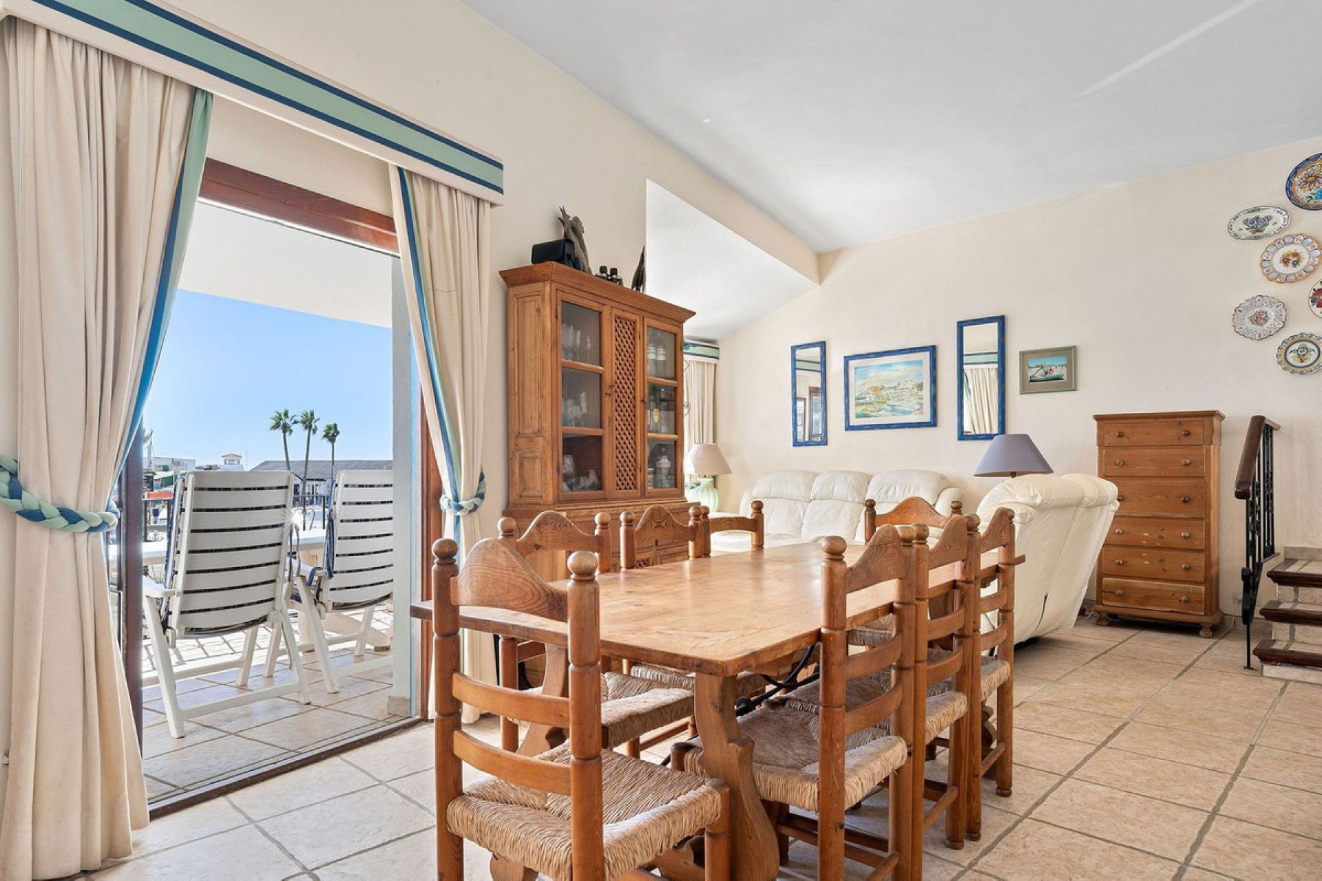 Resale - Apartment - Ground Floor Apartment - Marbella - Puerto de Cabopino