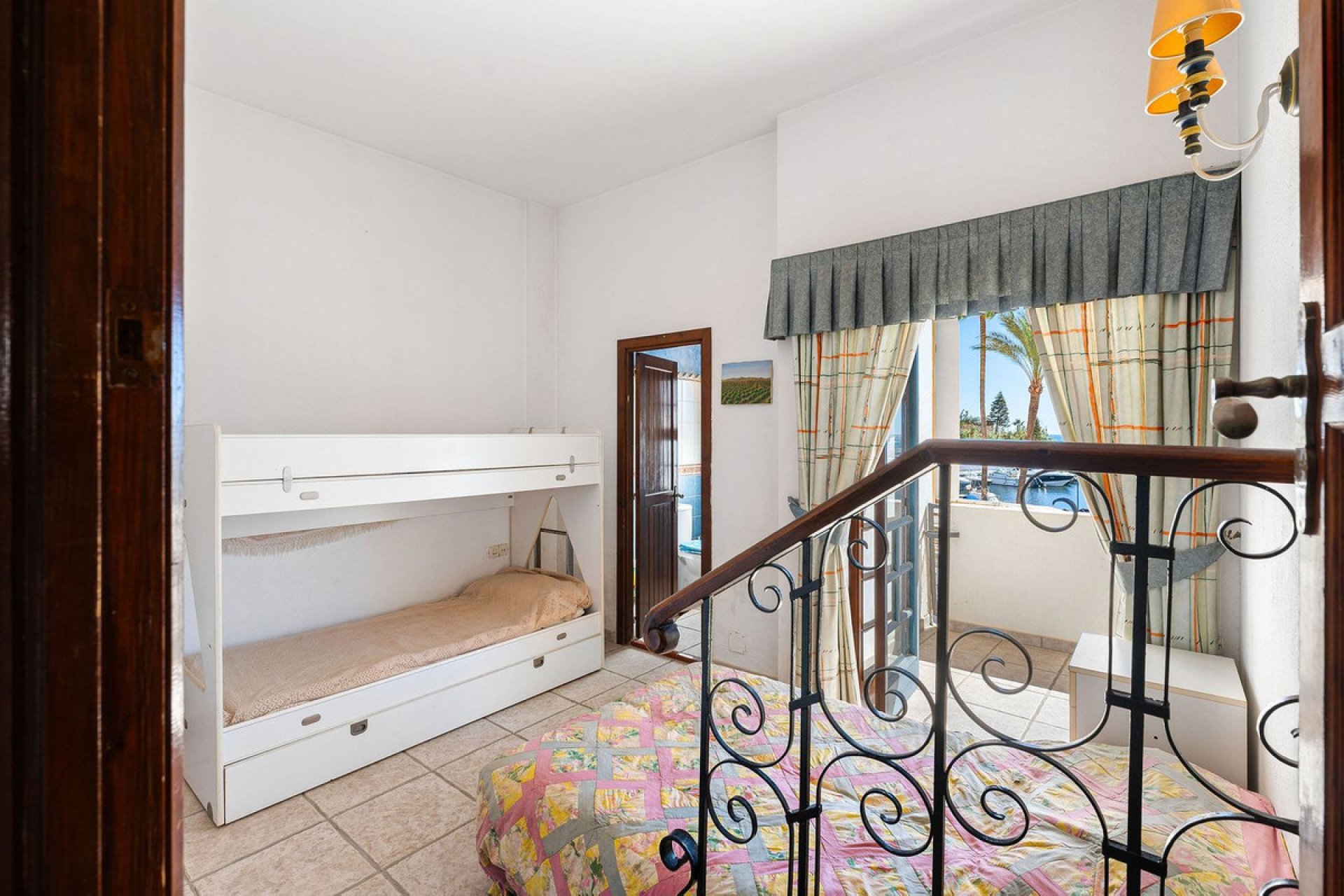 Resale - Apartment - Ground Floor Apartment - Marbella - Puerto de Cabopino