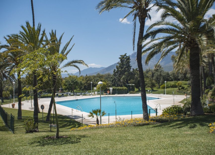 Resale - Apartment - Ground Floor Apartment - Marbella - Río Real