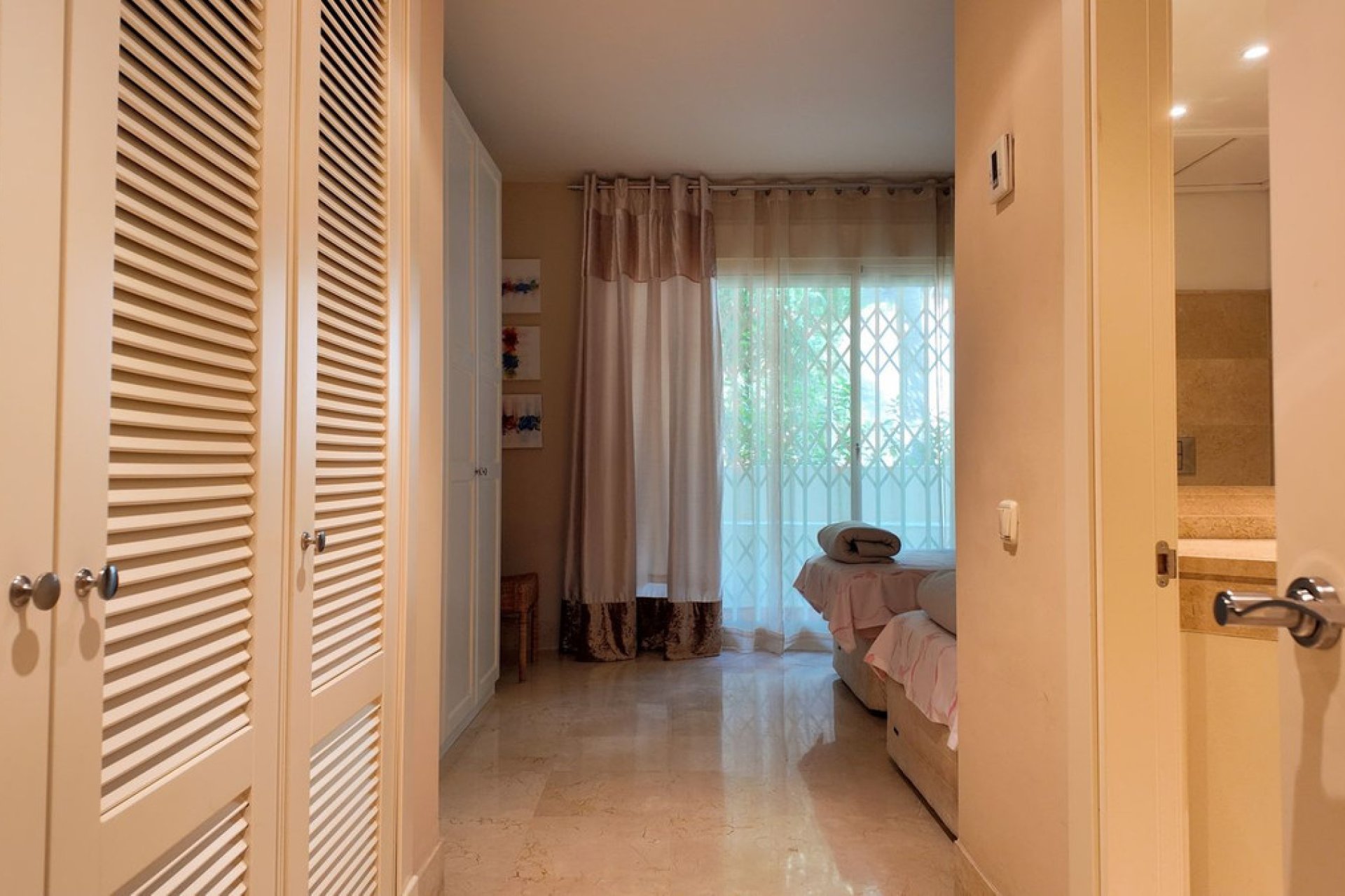 Resale - Apartment - Ground Floor Apartment - Marbella - Río Real