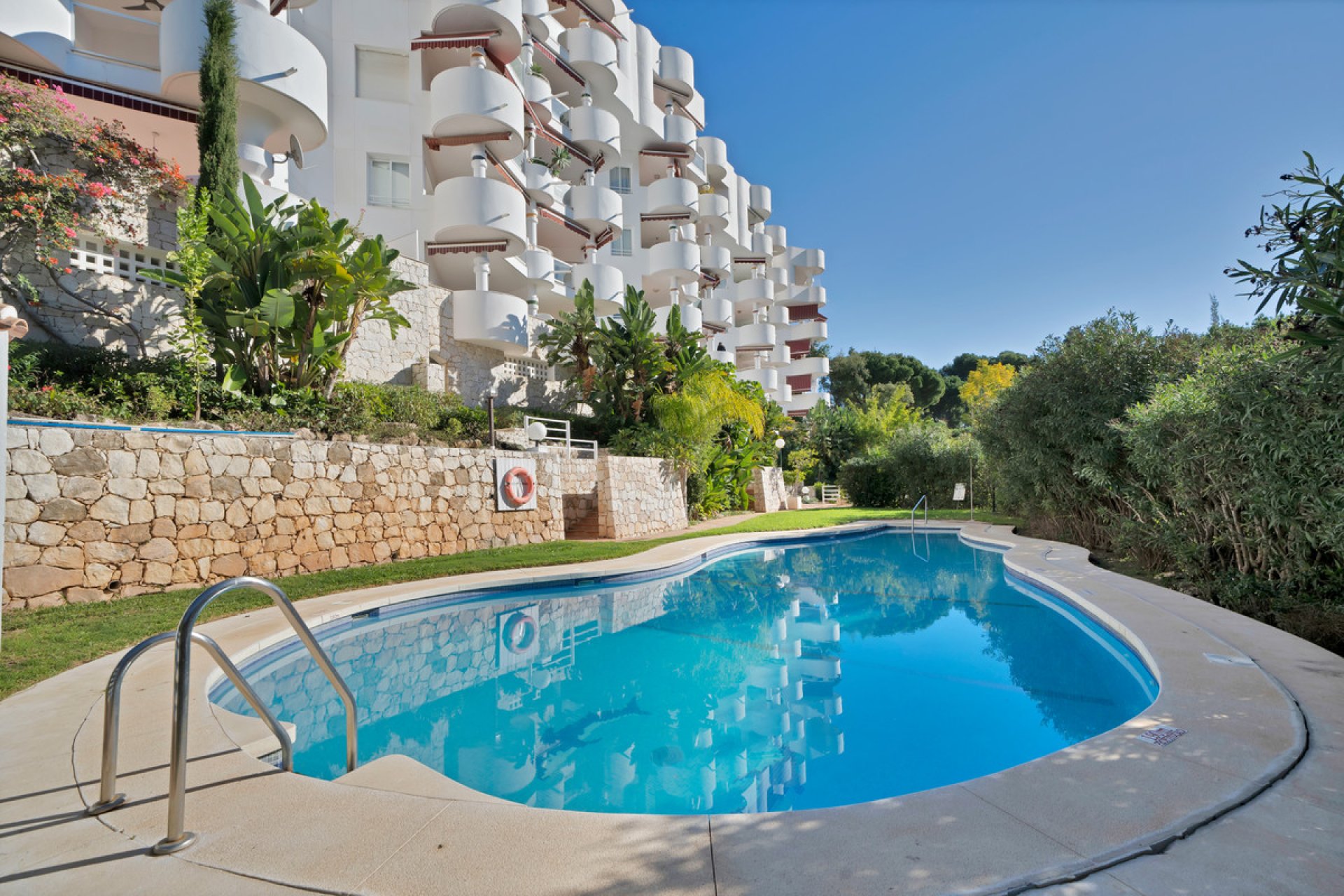 Resale - Apartment - Ground Floor Apartment - Marbella - Río Real