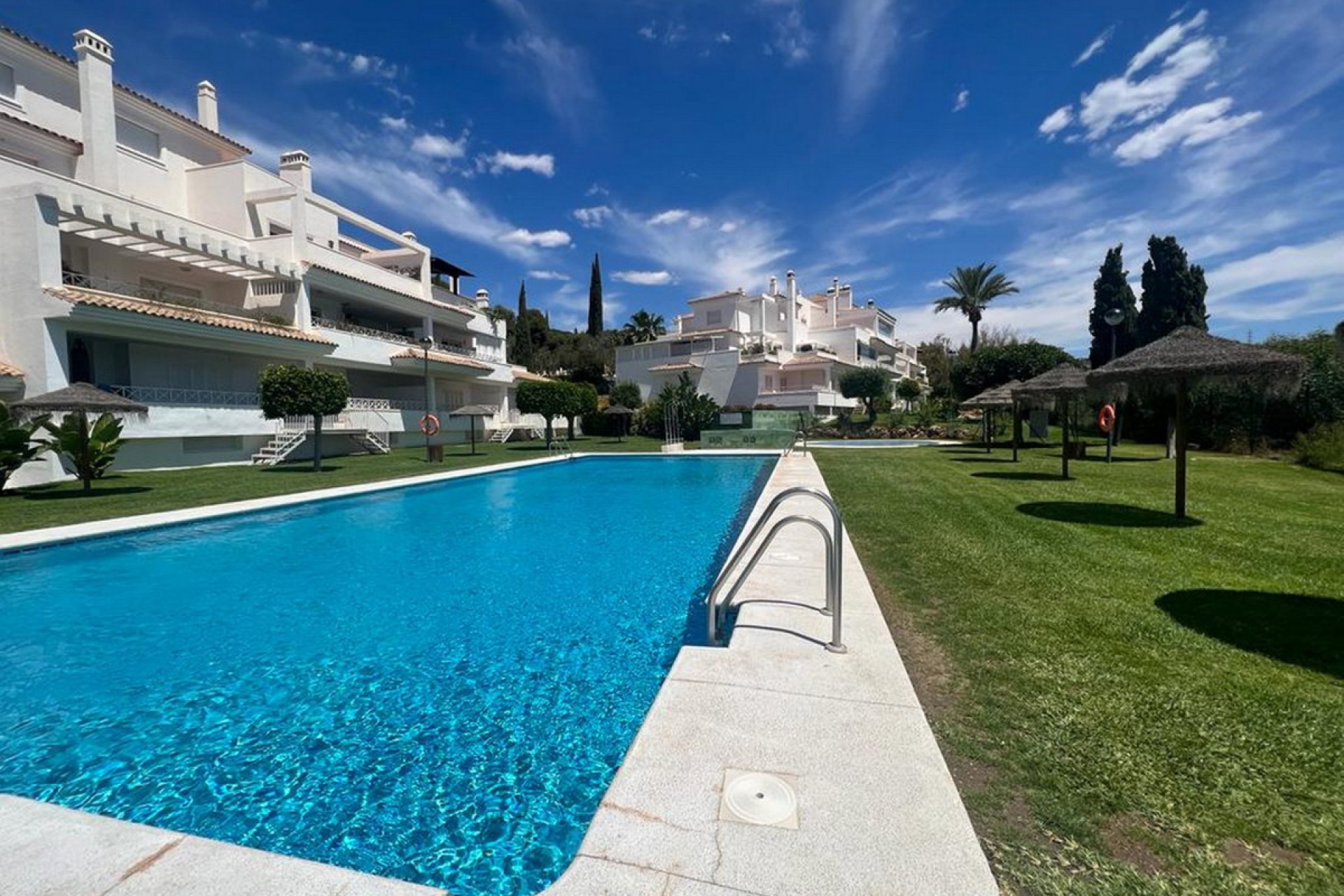 Resale - Apartment - Ground Floor Apartment - Marbella - Río Real