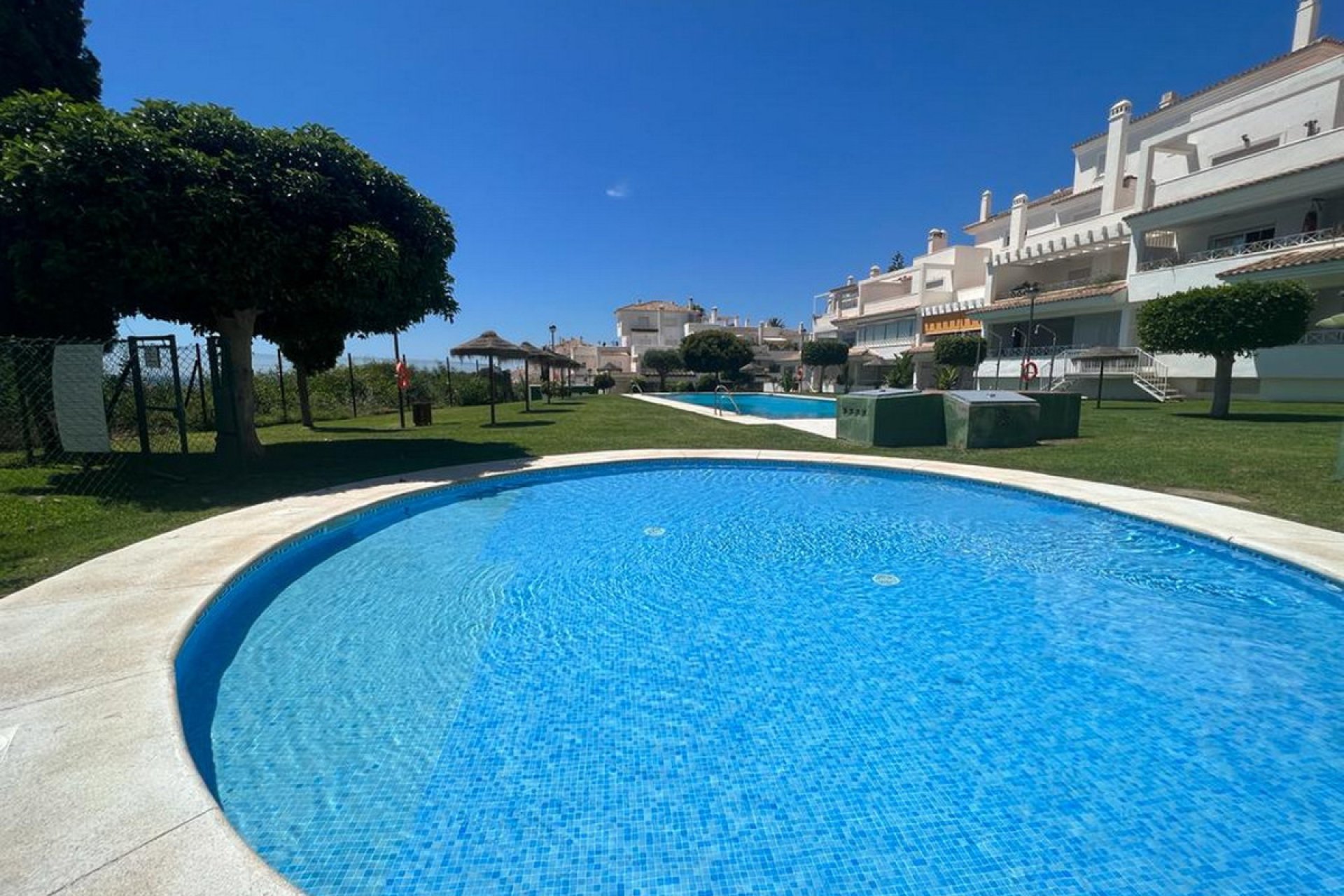 Resale - Apartment - Ground Floor Apartment - Marbella - Río Real