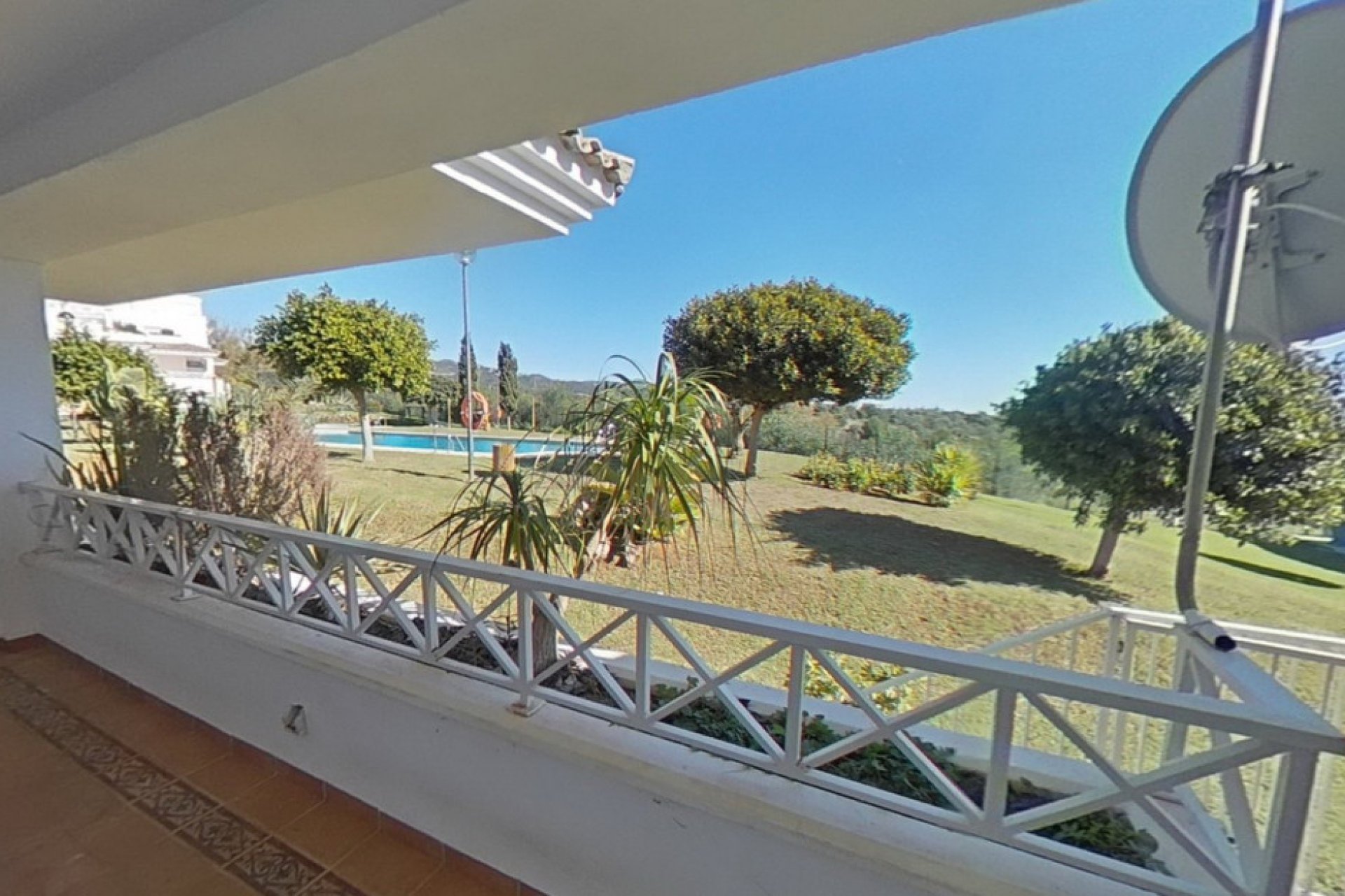 Resale - Apartment - Ground Floor Apartment - Marbella - Río Real