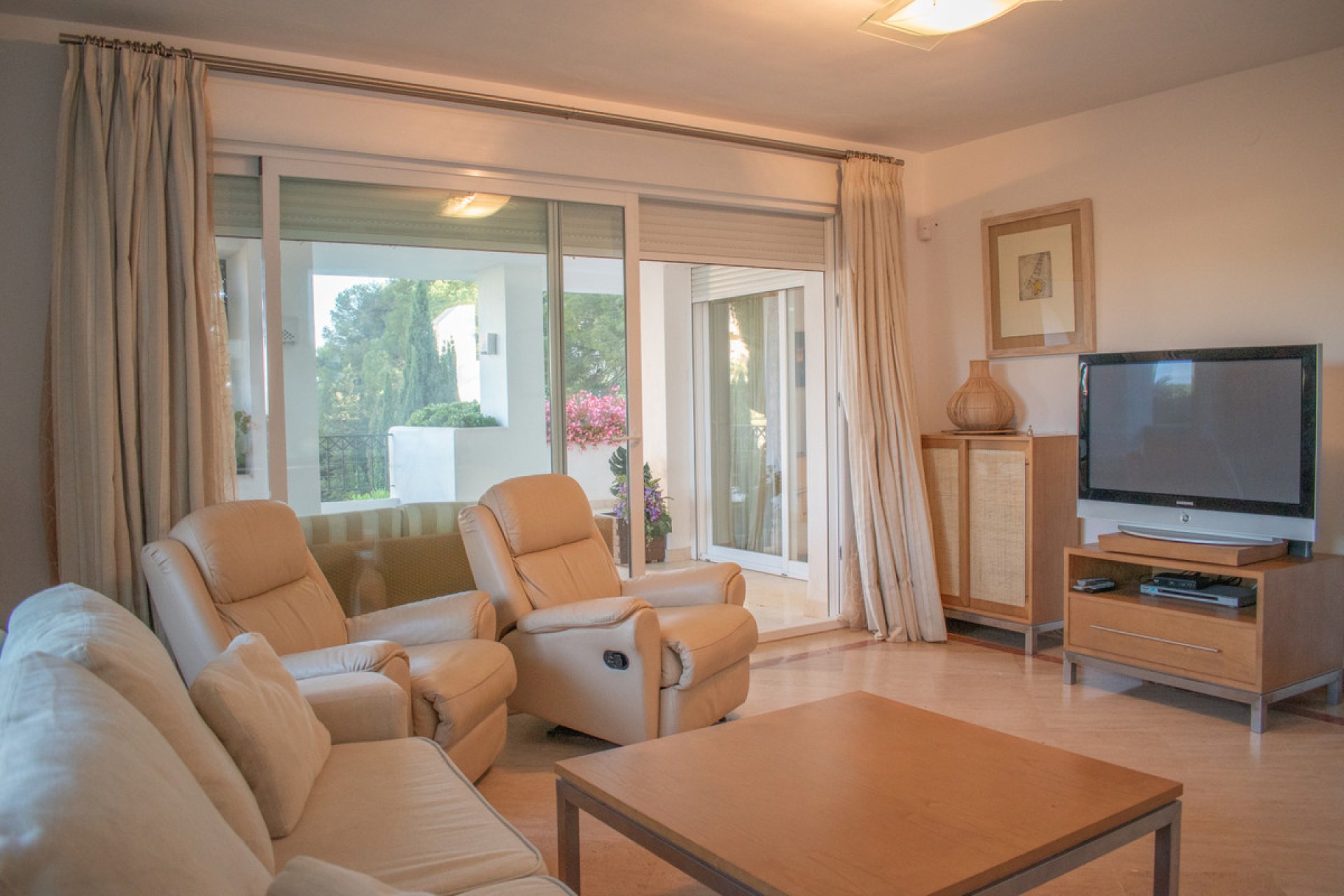 Resale - Apartment - Ground Floor Apartment - Marbella - Río Real