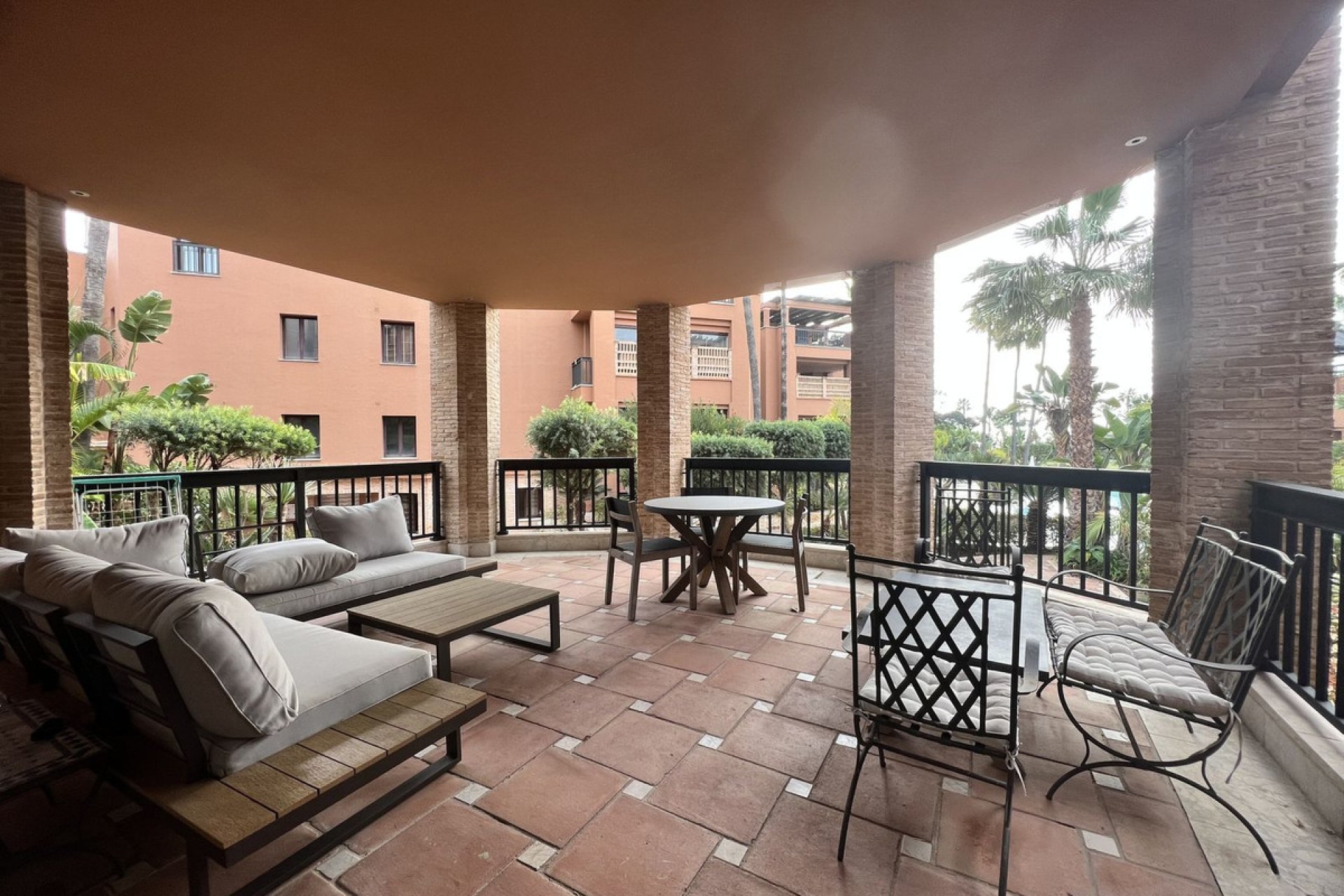 Resale - Apartment - Ground Floor Apartment - Marbella - San Pedro De Alcantara