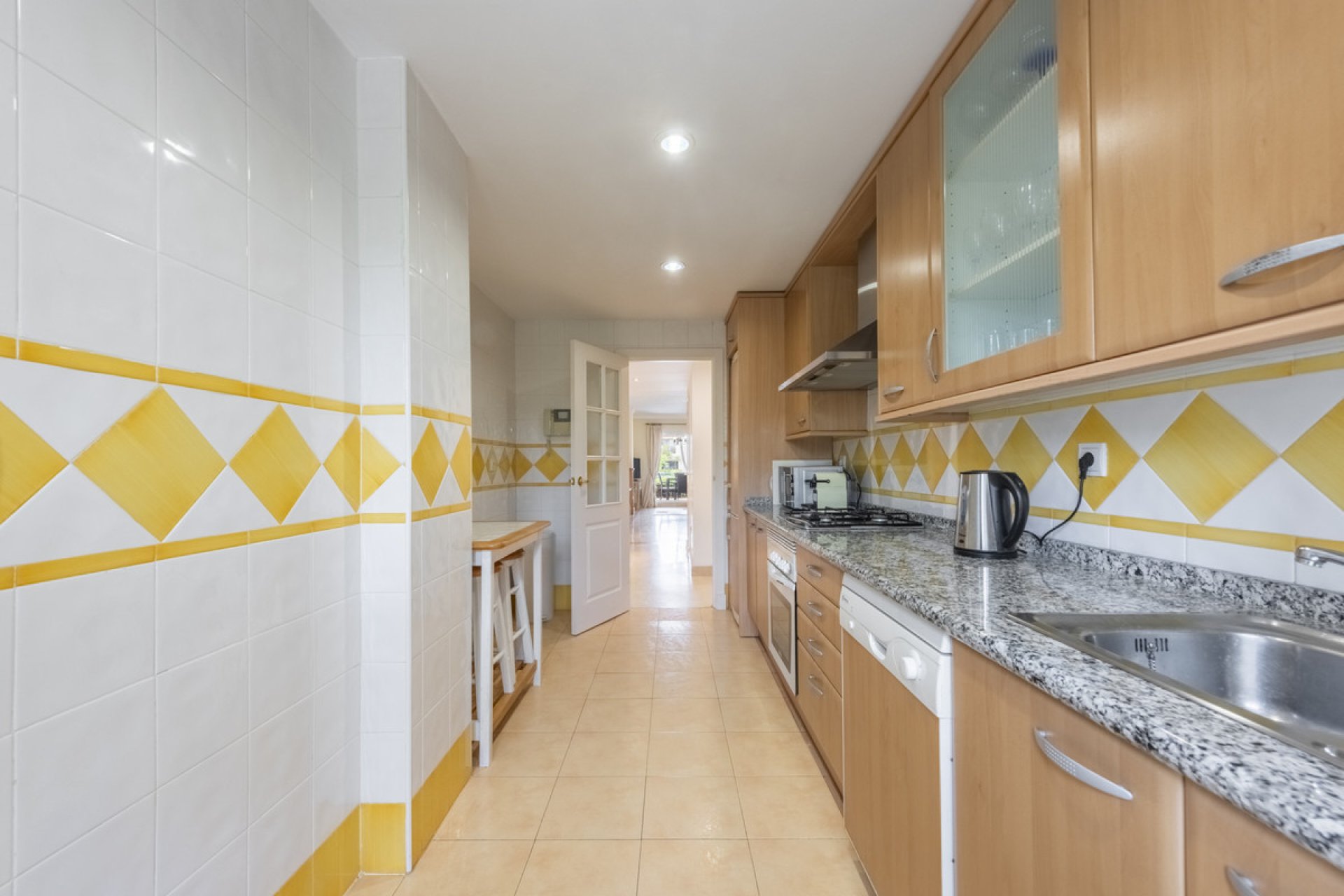 Resale - Apartment - Ground Floor Apartment - Marbella - San Pedro De Alcantara