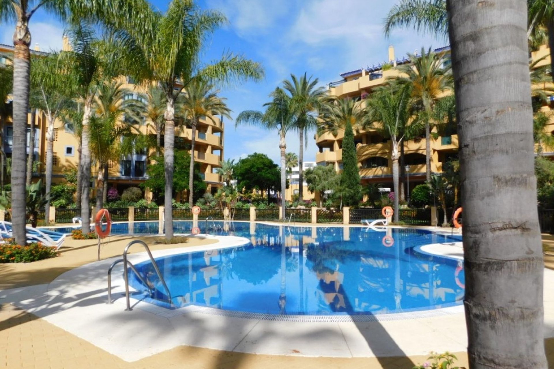 Resale - Apartment - Ground Floor Apartment - Marbella - San Pedro De Alcantara