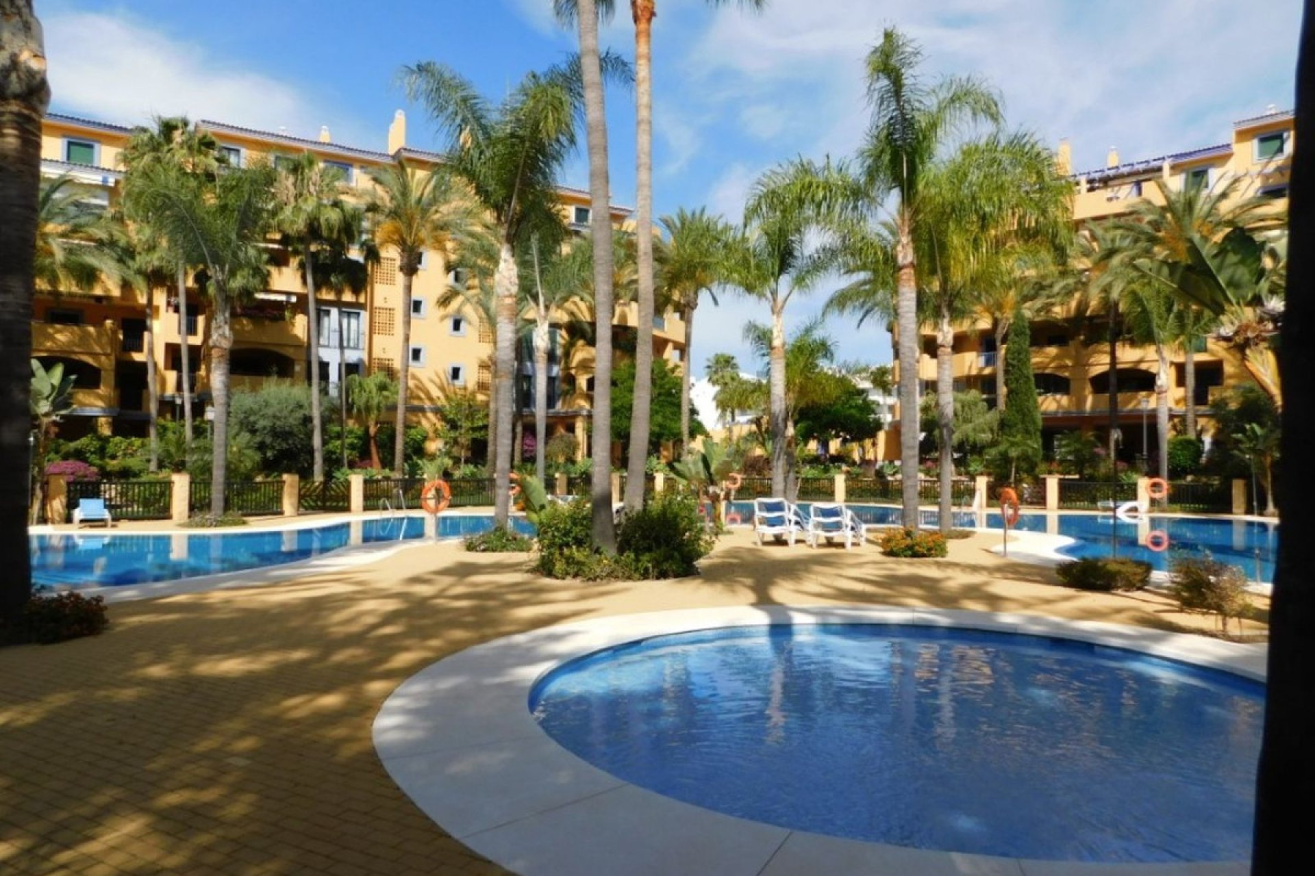 Resale - Apartment - Ground Floor Apartment - Marbella - San Pedro De Alcantara