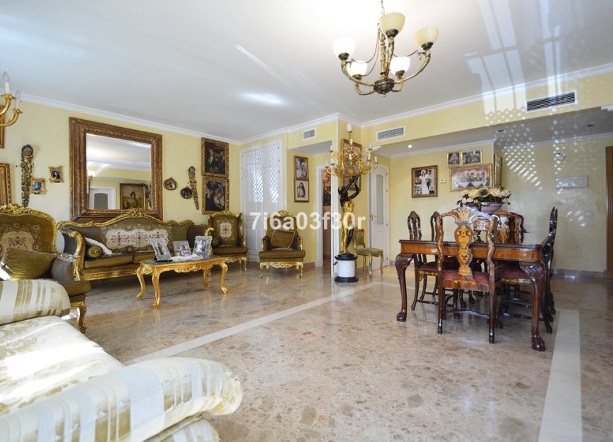 Resale - Apartment - Ground Floor Apartment - Marbella - San Pedro De Alcantara