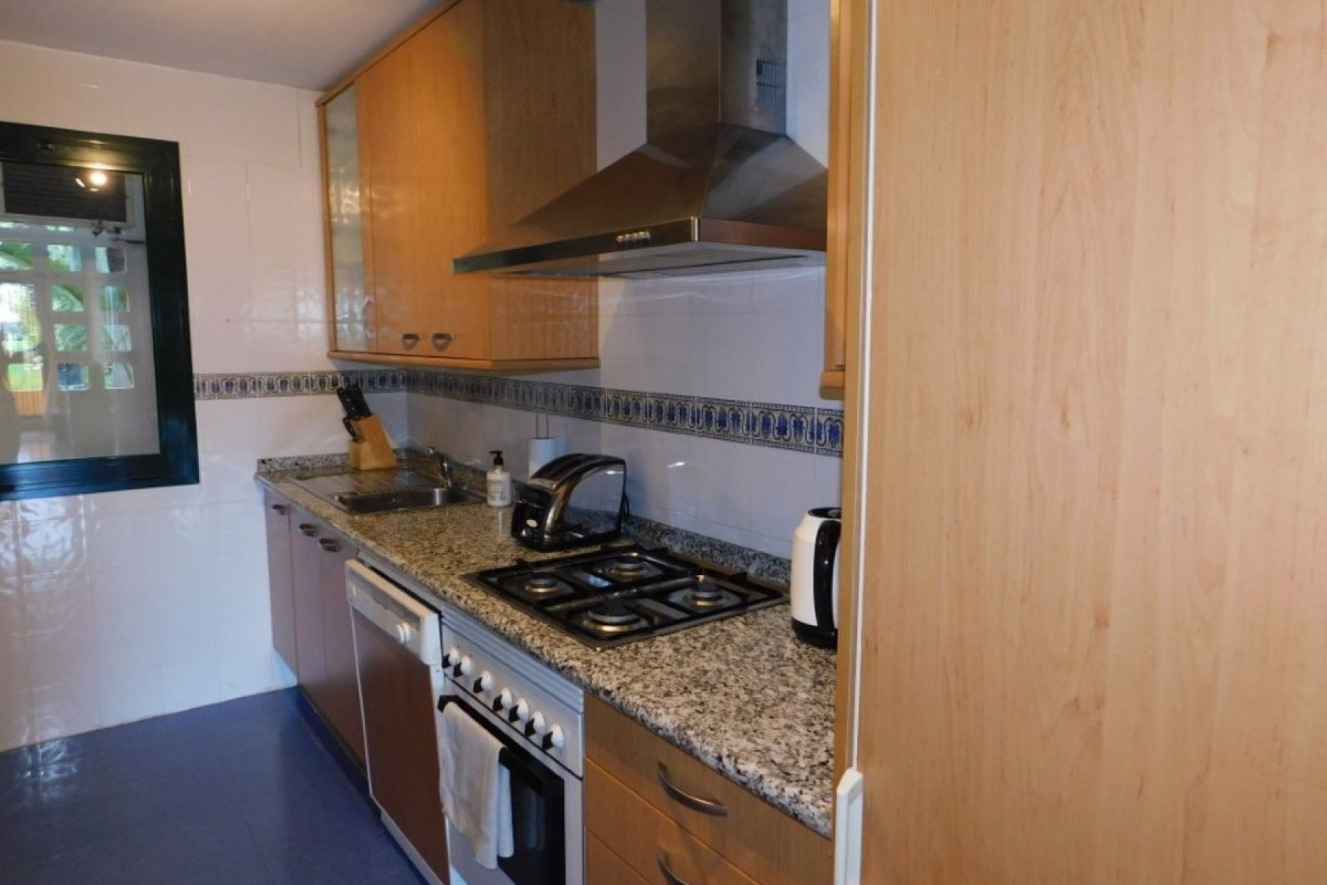 Resale - Apartment - Ground Floor Apartment - Marbella - San Pedro De Alcantara